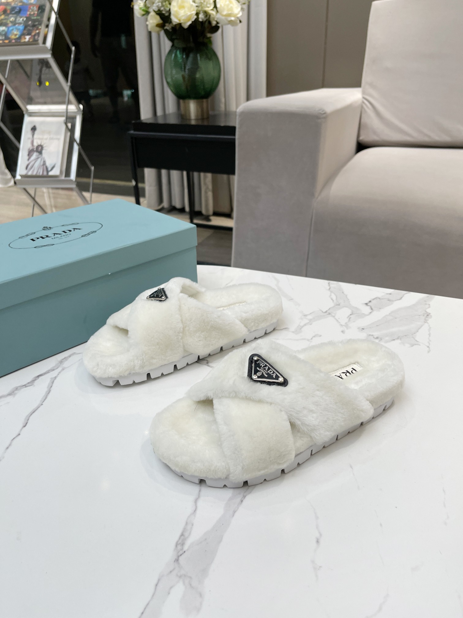 Prada Flat Sandals 1 - vstockx