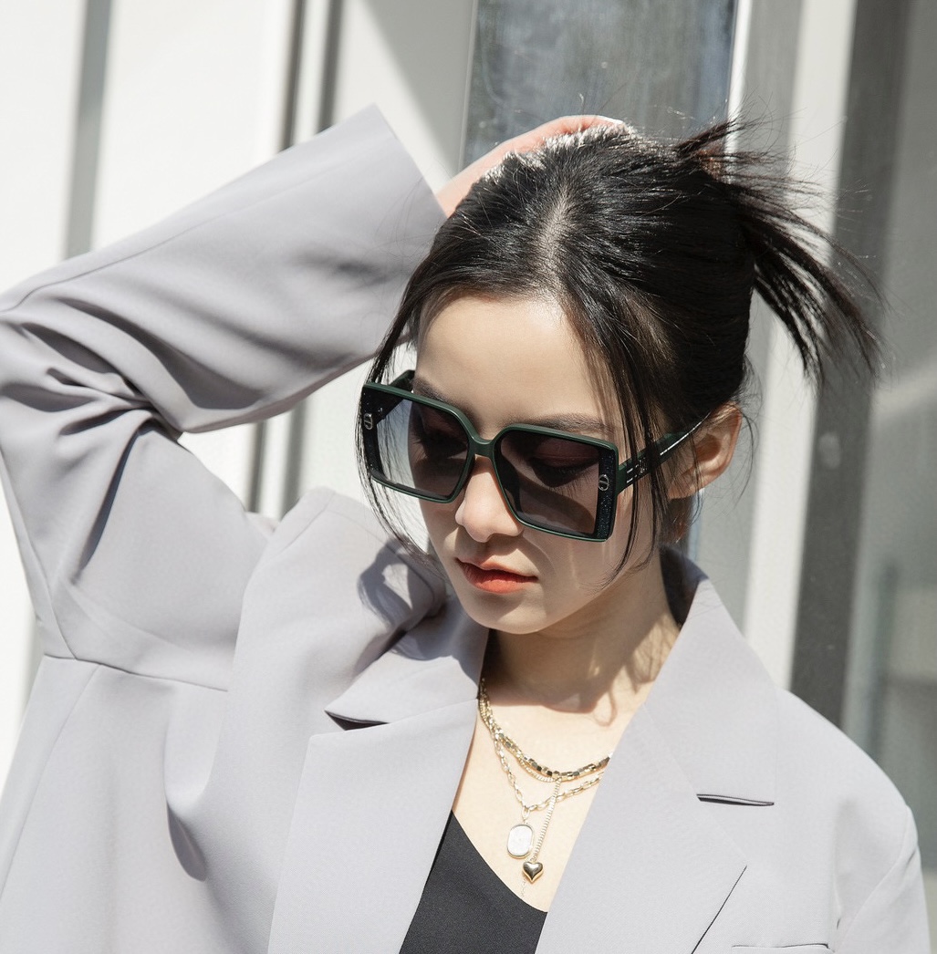 sunglasses Dior CD0971 - vstockx