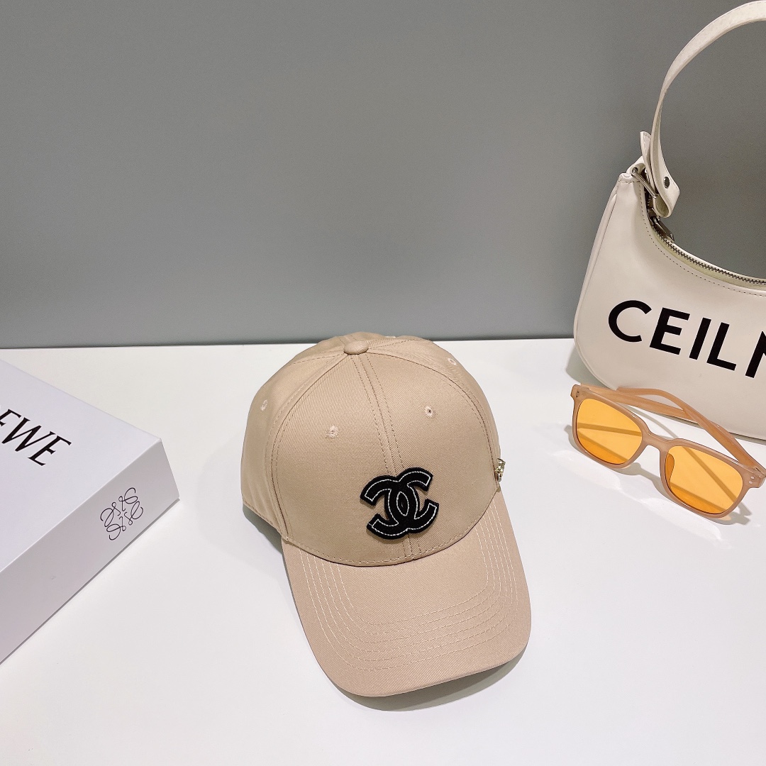 Streetwear Hat Chanel 329028 - vstockx