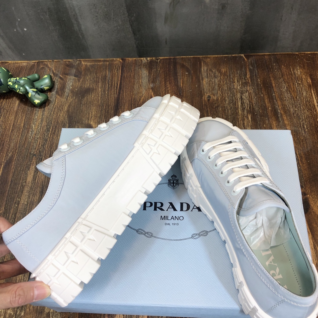 Prada Double Wheel sneaker 3 - vstockx