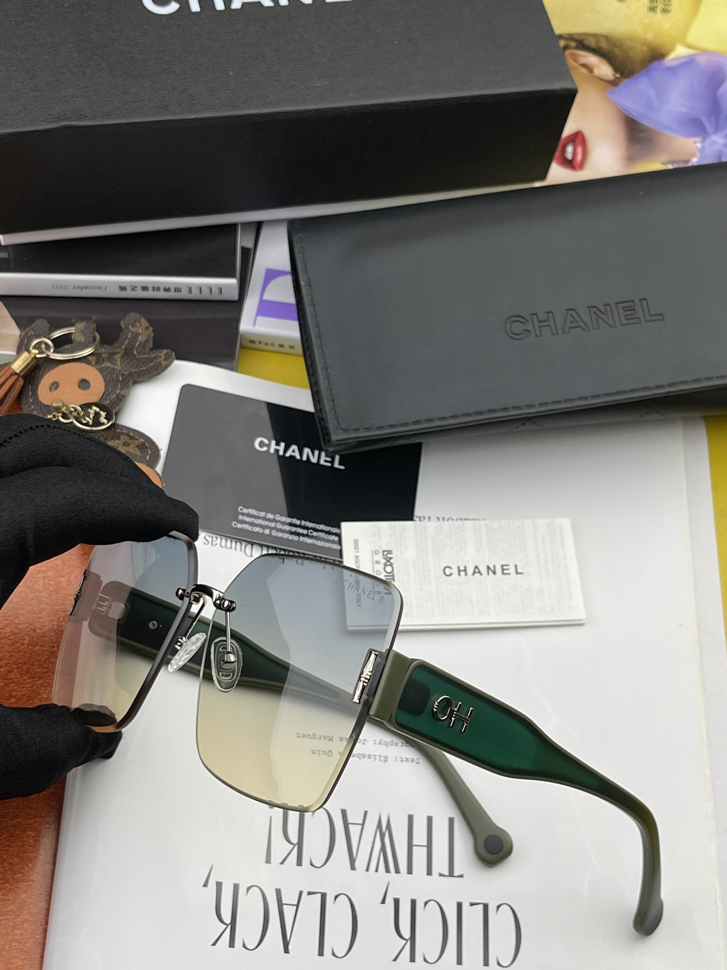 Sunglasses Chanel CH0622 - vstockx