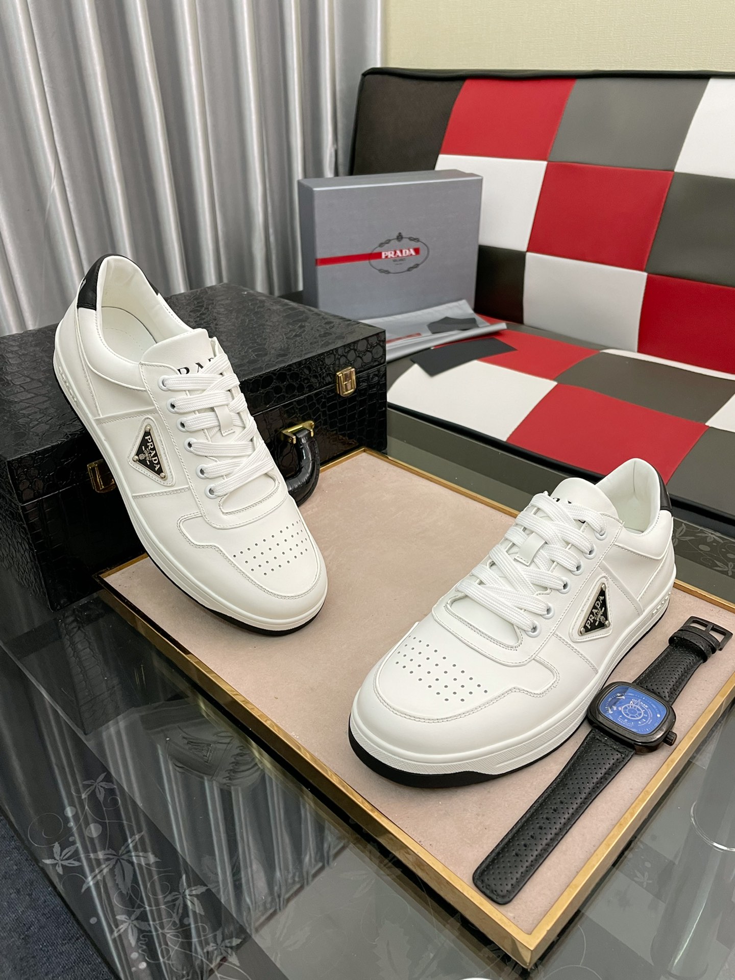 Prada Low Top sneaker 5 - vstockx