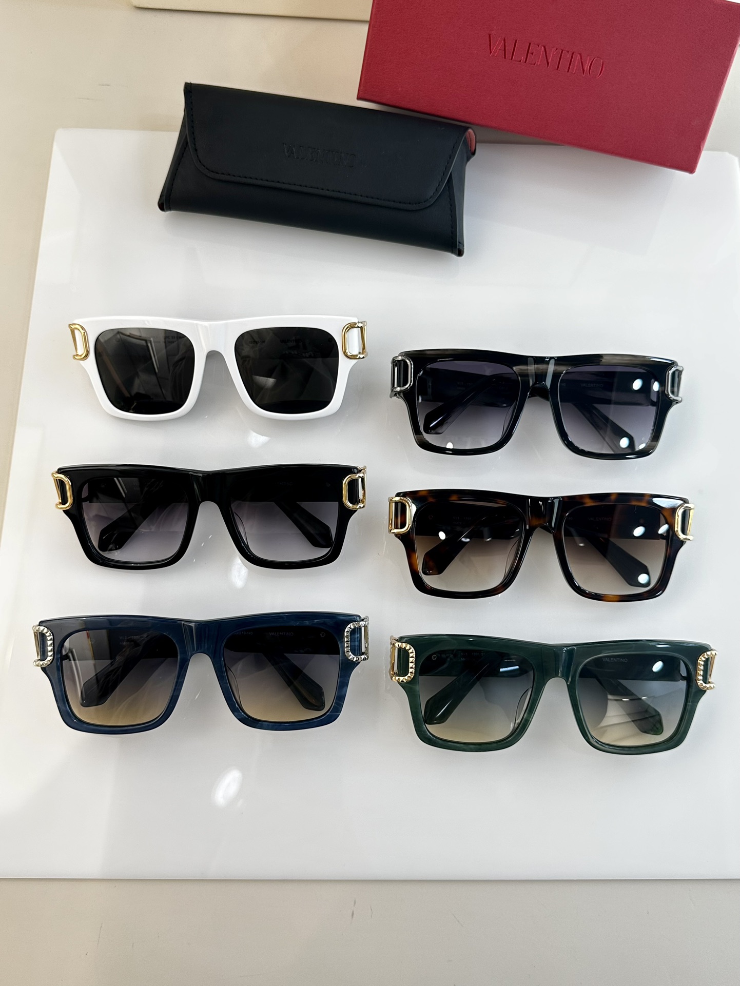 sunglasses Valentino VLS-199A Size: 53 19-138 - vstockx