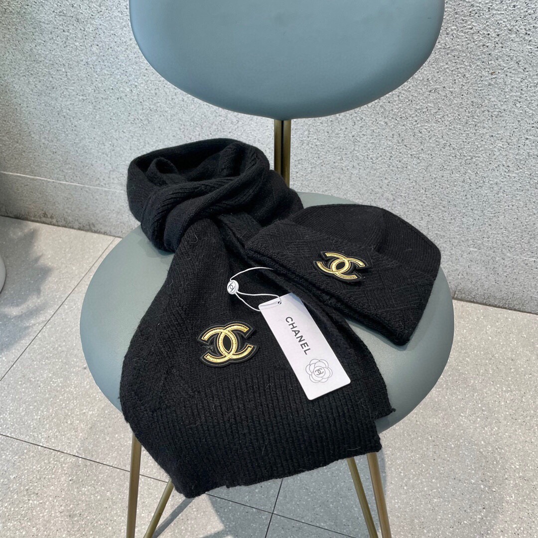 Hat & Scarf Chanel 2 - vstockx