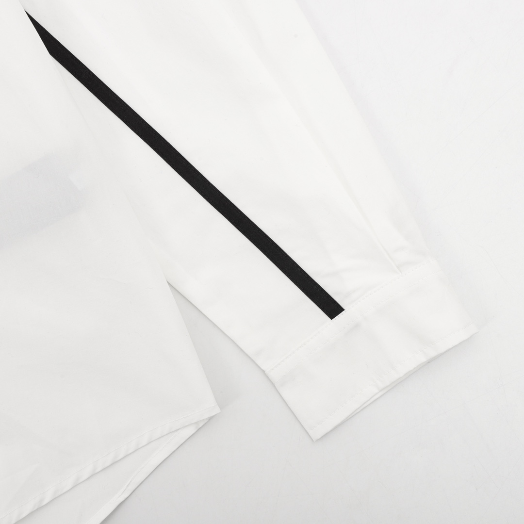 Clothes Balenciaga 143 - vstockx