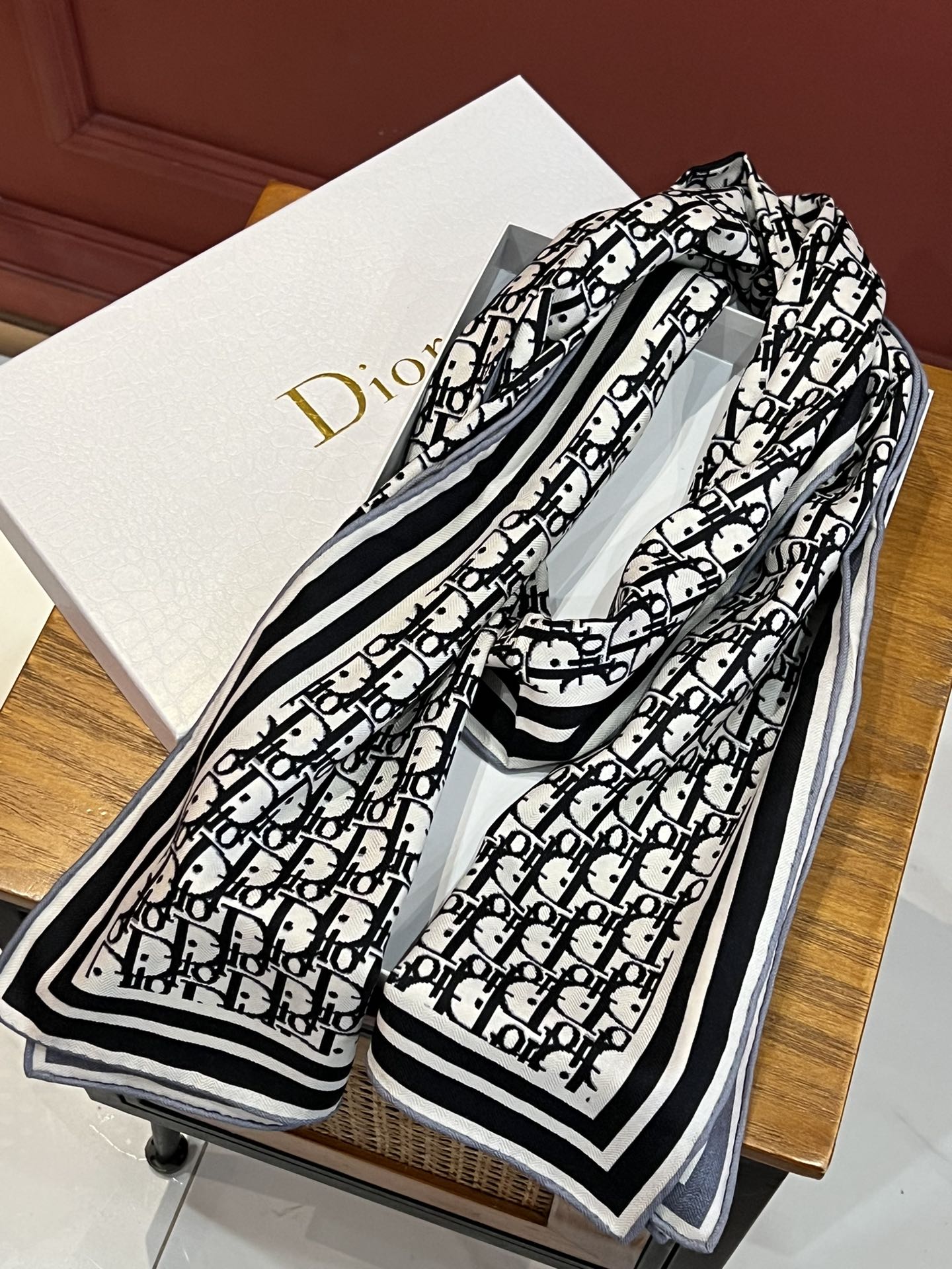 Streetwear Scarf Dior 328966 size:65x180cm - vstockx