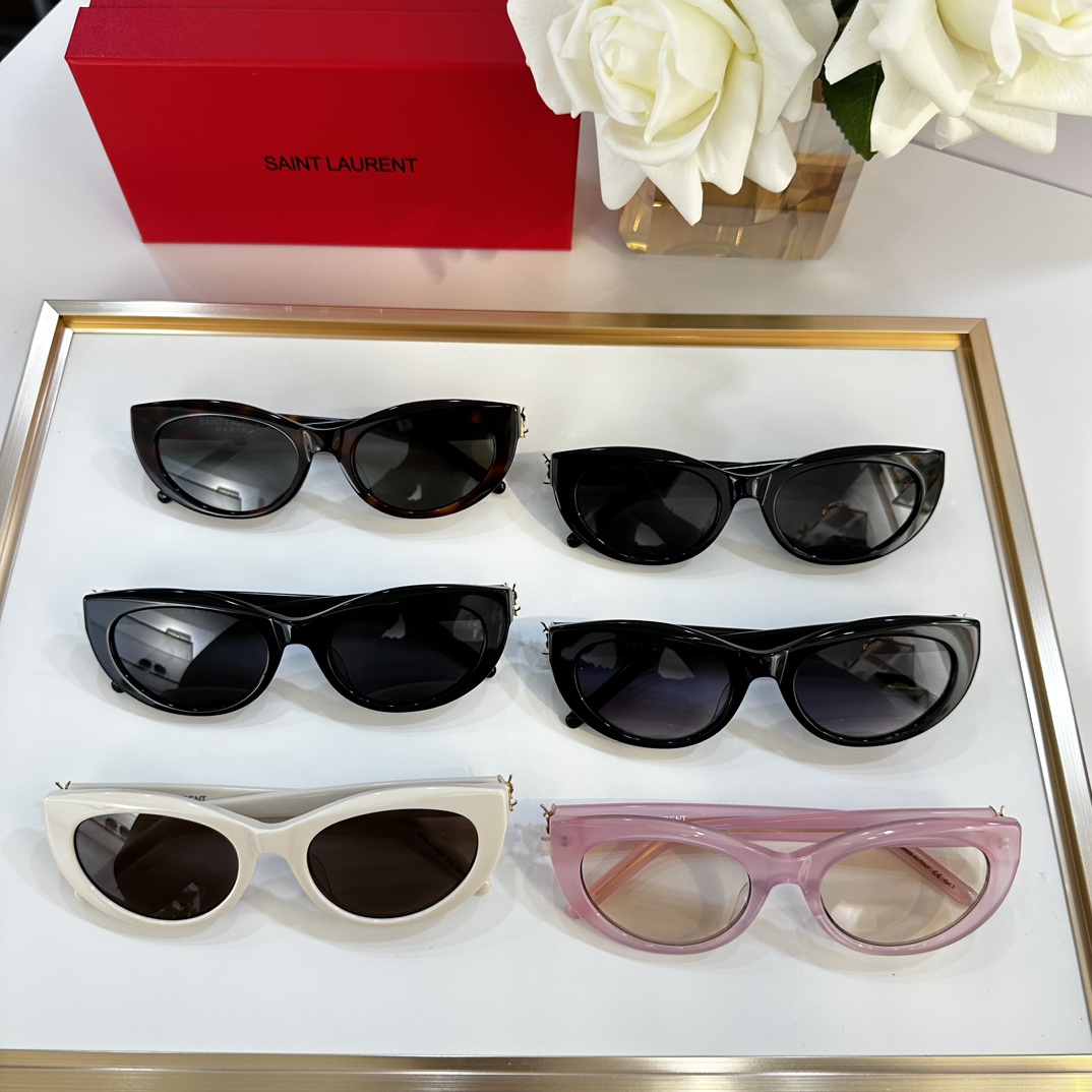Sunglasses Saint Laurent SLM115 - vstockx