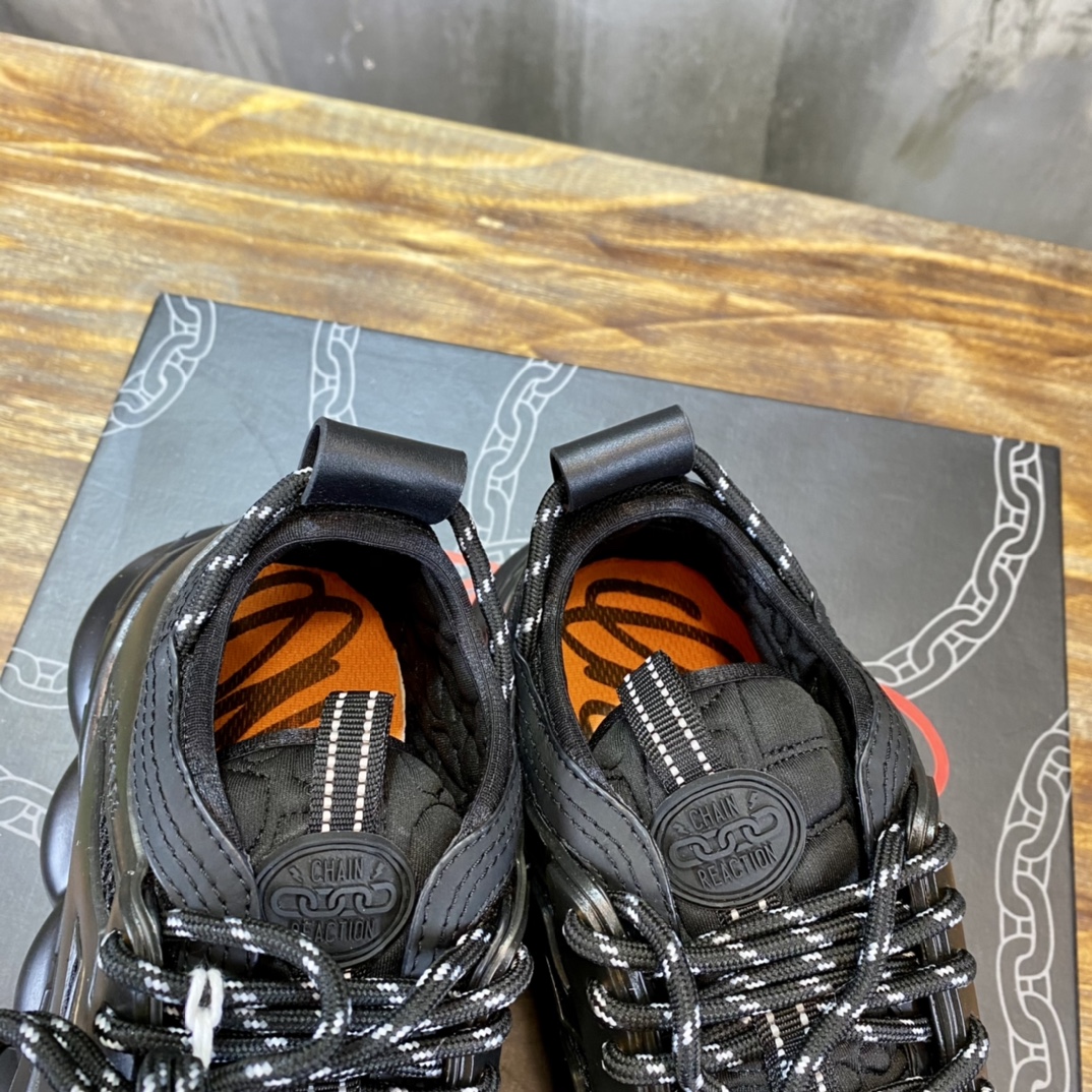 Versace Chain Reaction Black - vstockx
