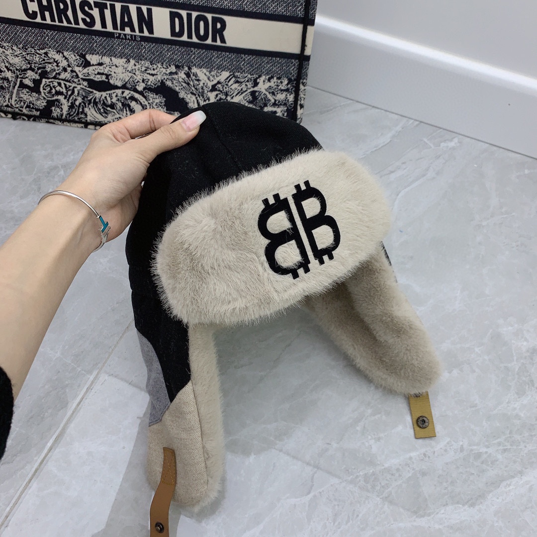 Streetwear Hat balenciaga 328905 - vstockx