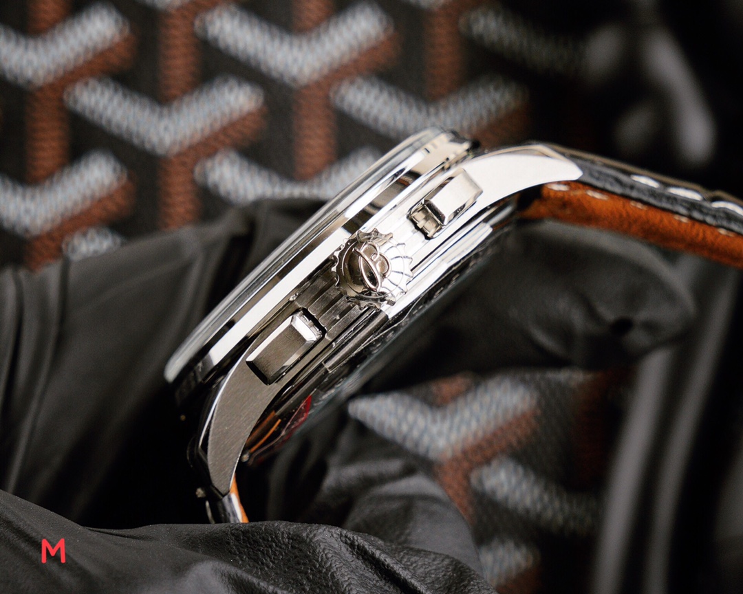 Watches BREITLING 323186 size:43*13 mm - vstockx