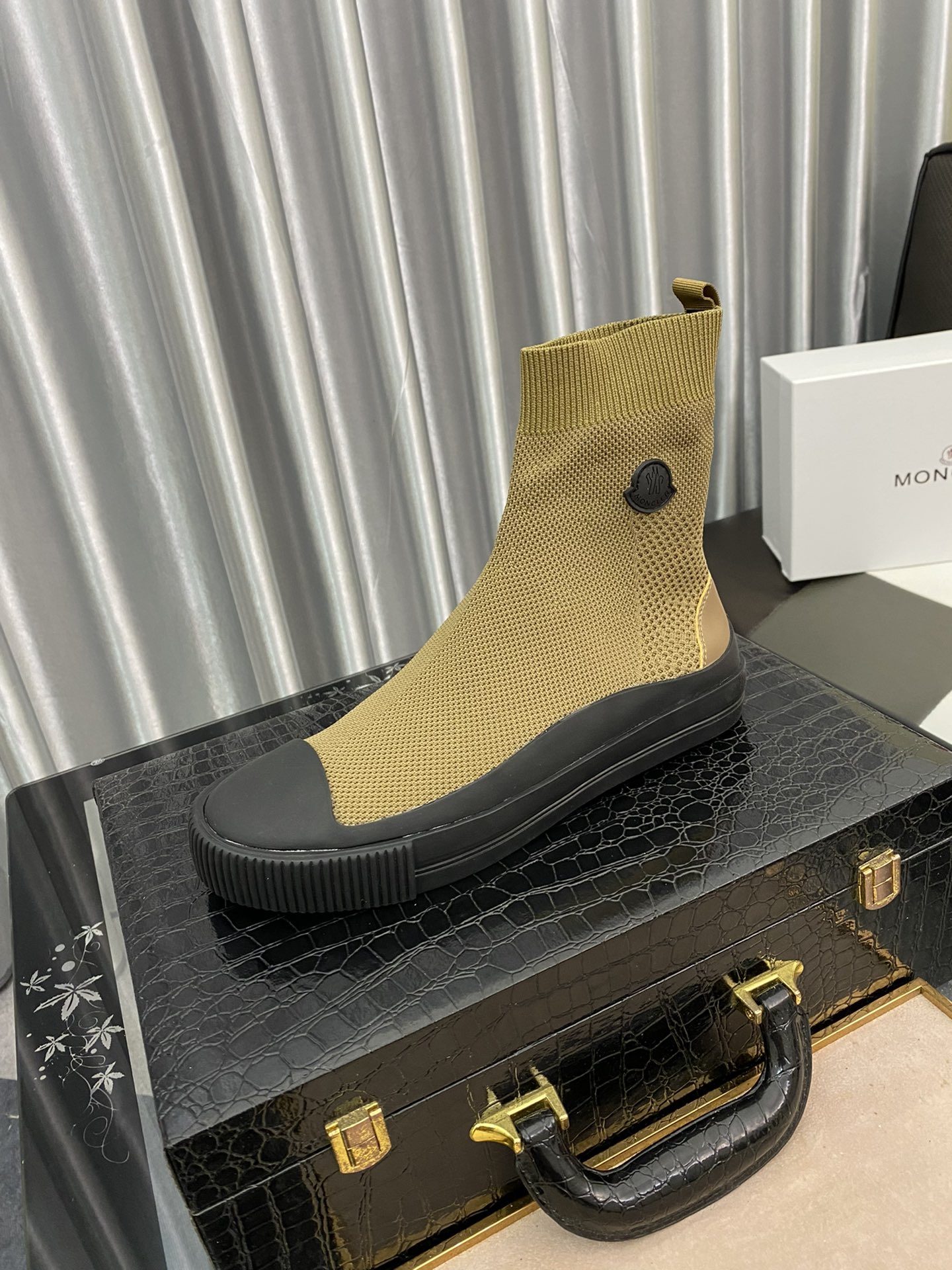 Moncler Socks Sneaker 2 - vstockx