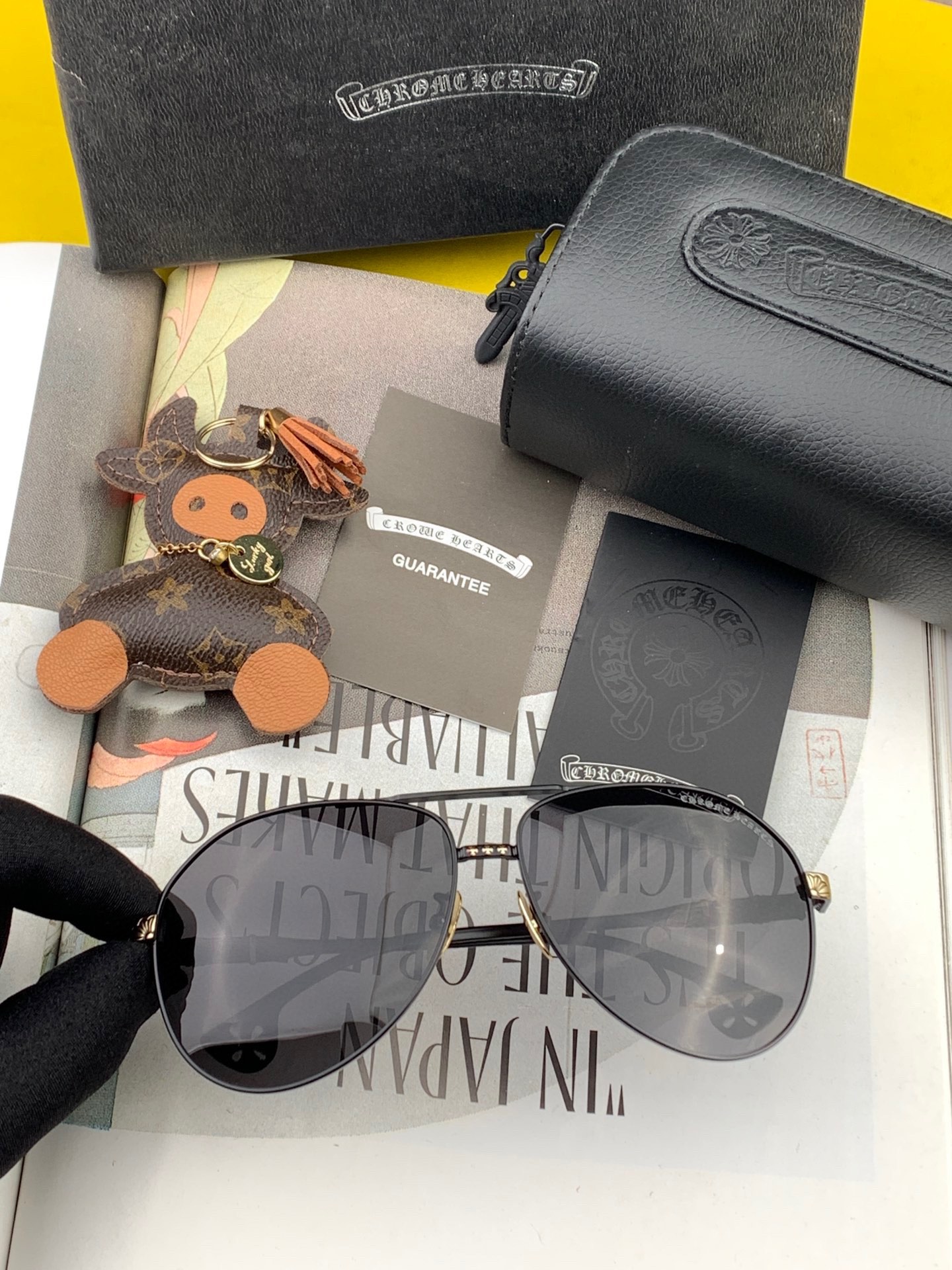 sunglasses Chrome Hearts KLX948 - vstockx