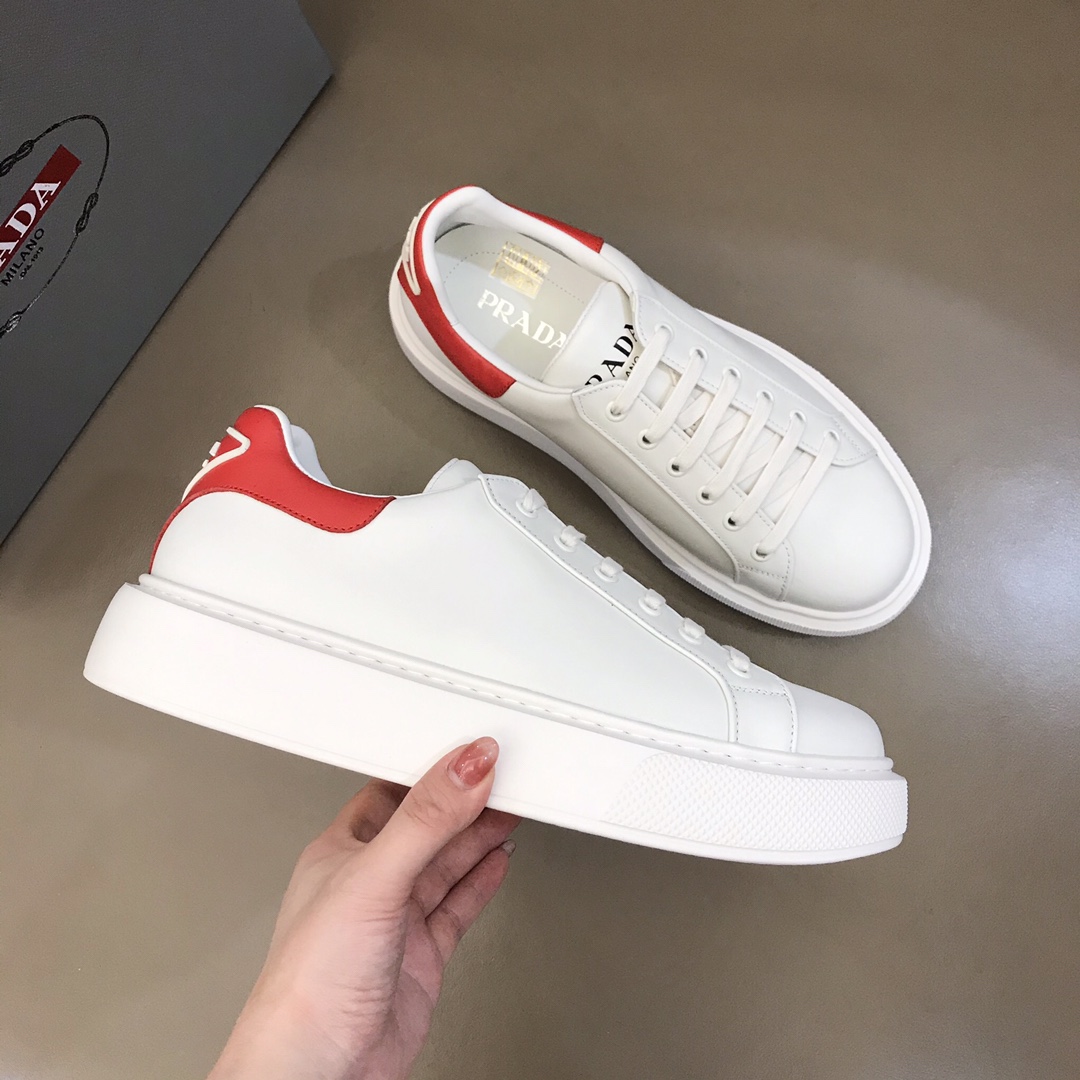 Prada Low Top sneaker 35 - vstockx