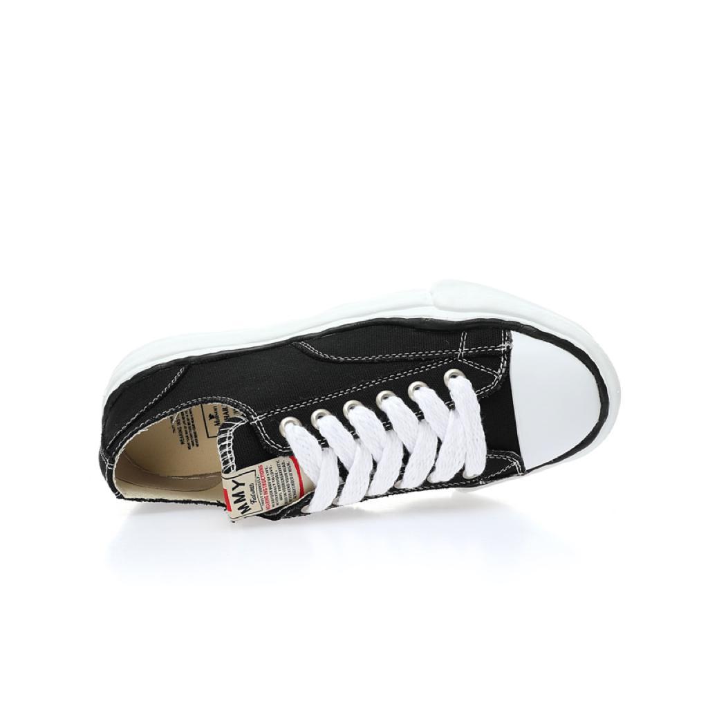 Maison Mihara Yasuhiro Hank OG Sole Canvas Low Black - vstockx