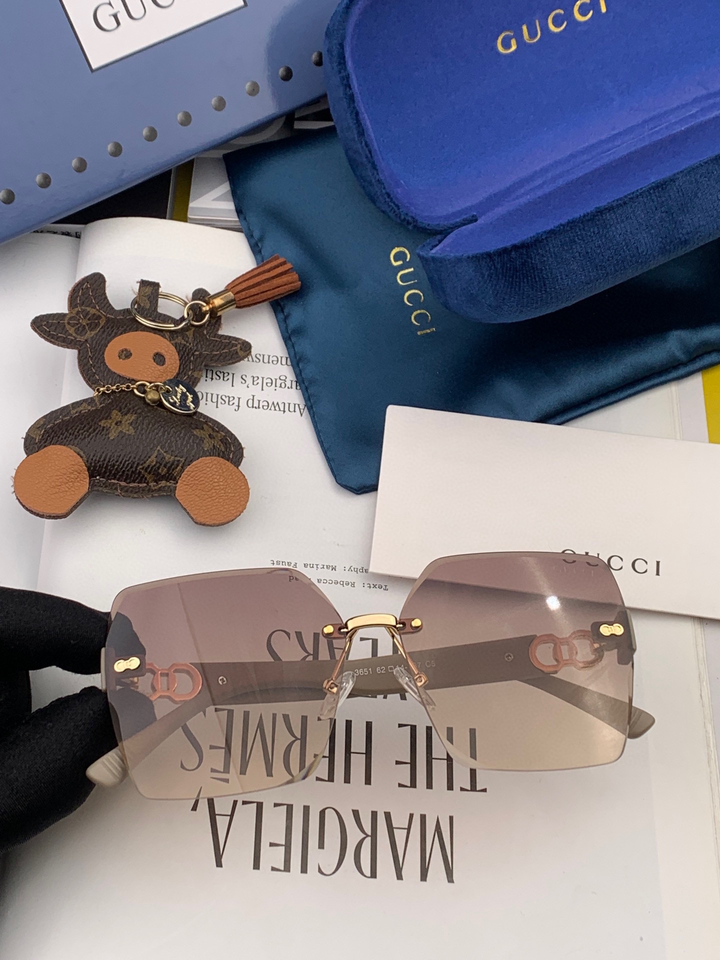 Sunglasses Gucci G1365 - vstockx