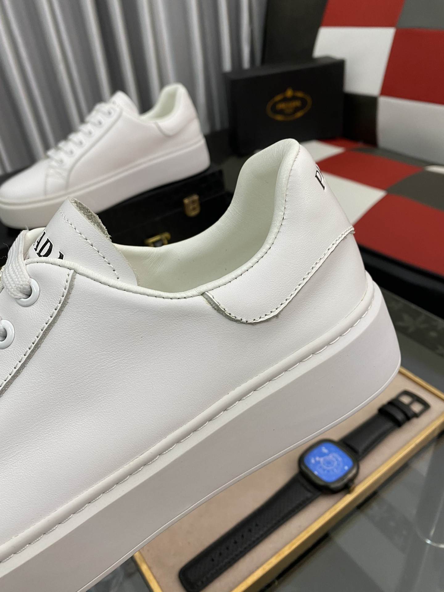 Prada Macro sneaker 4 - vstockx