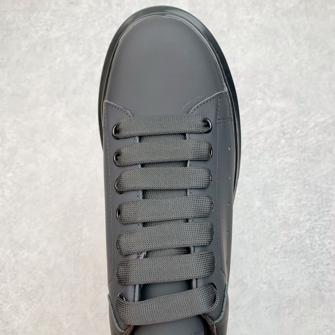 Alexander McQueen Oversized Black - vstockx