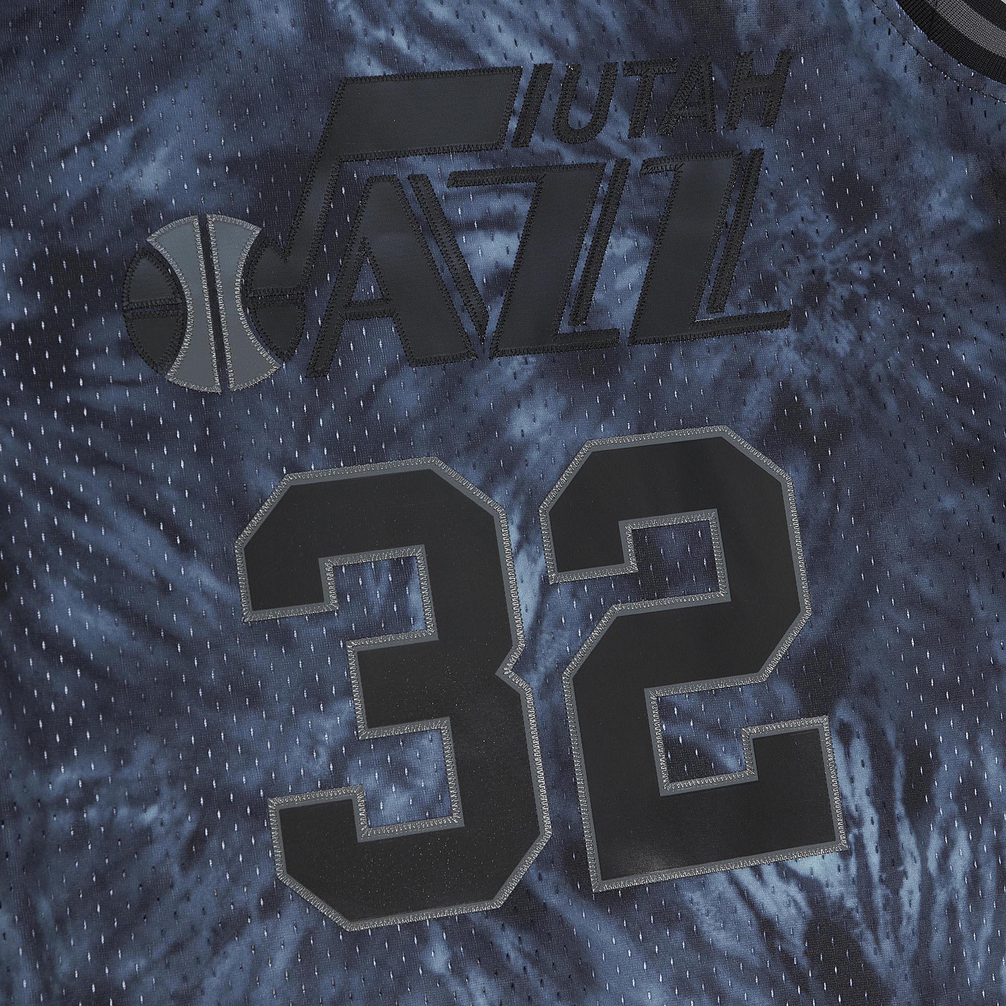 Karl Malone Utah Jazz Mitchell & Ness Hardwood Classics 1991/92 Tie-Dye Swingman Jersey - Black - vstockx
