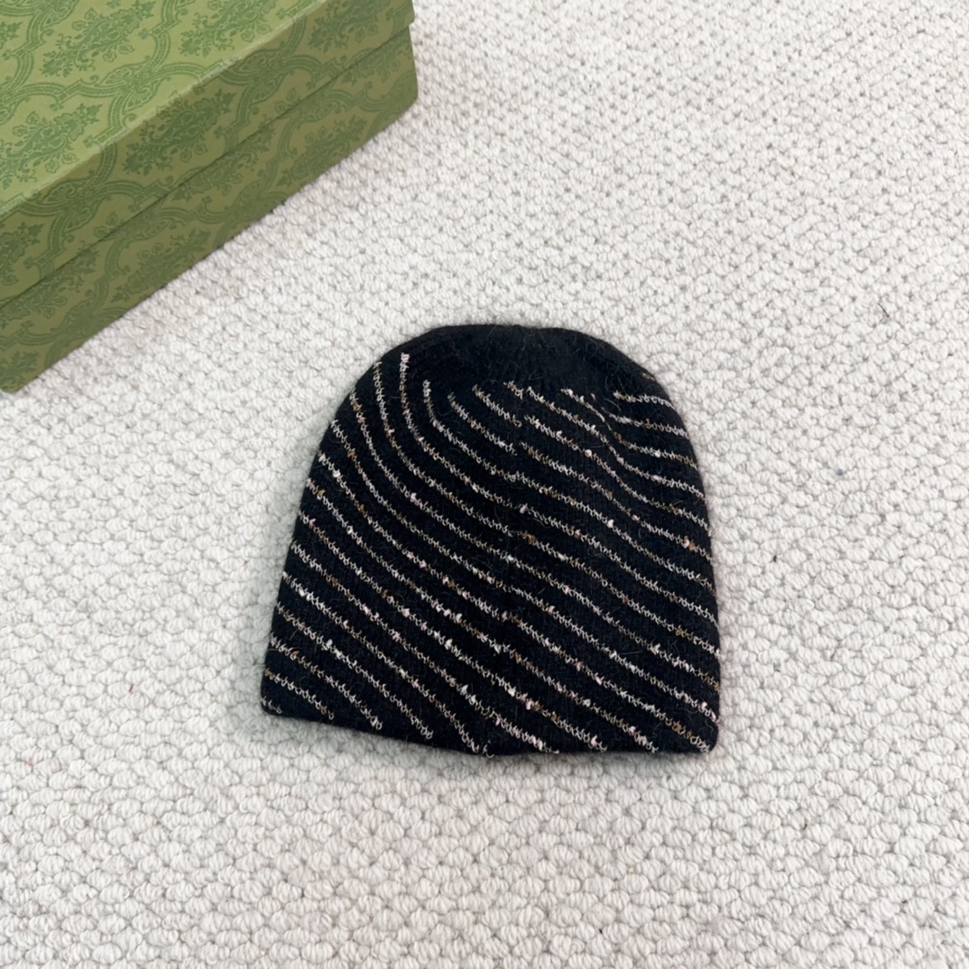 Streetwear Hat Miu 329335 - vstockx