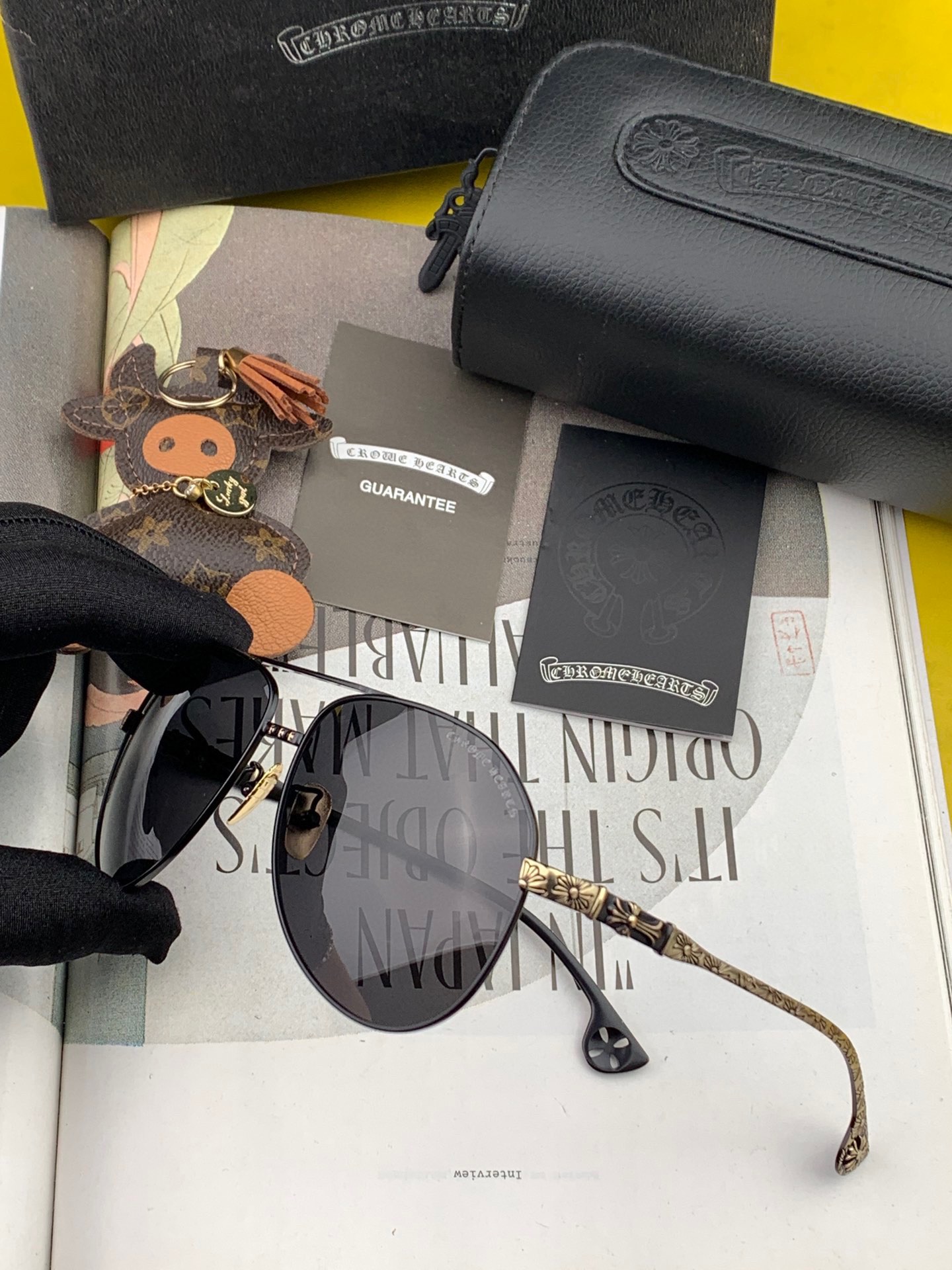 sunglasses Chrome Hearts KLX948 - vstockx