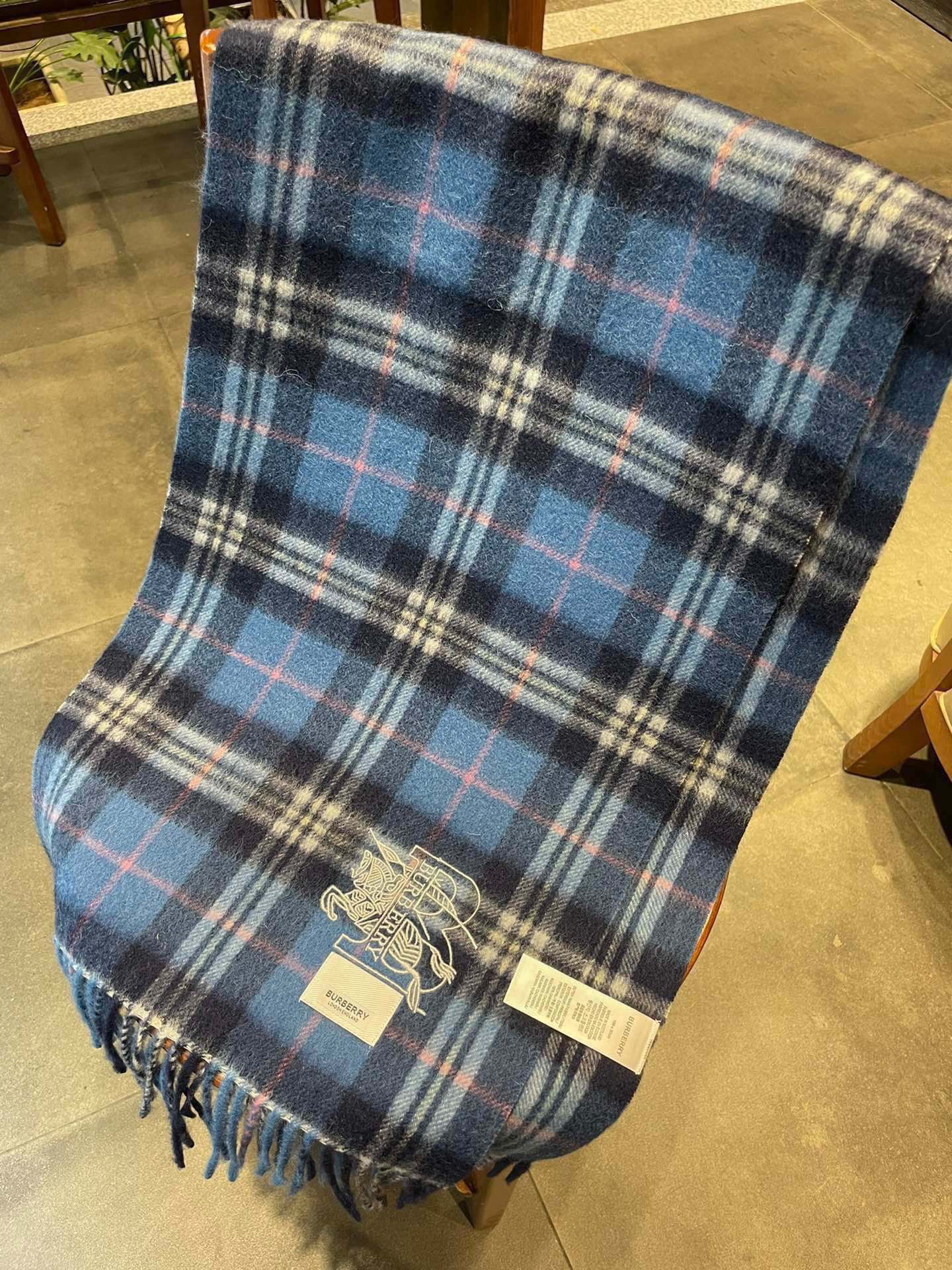 Streetwear Scarf Burberry 329086 size:180*35cm - vstockx