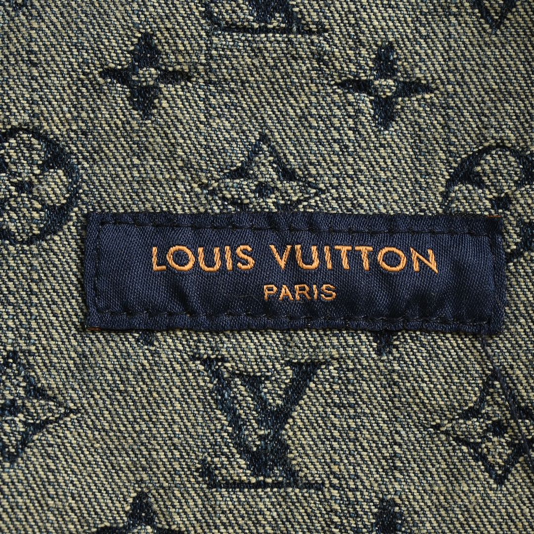 Clothes Louis Vuitton 1325 - vstockx