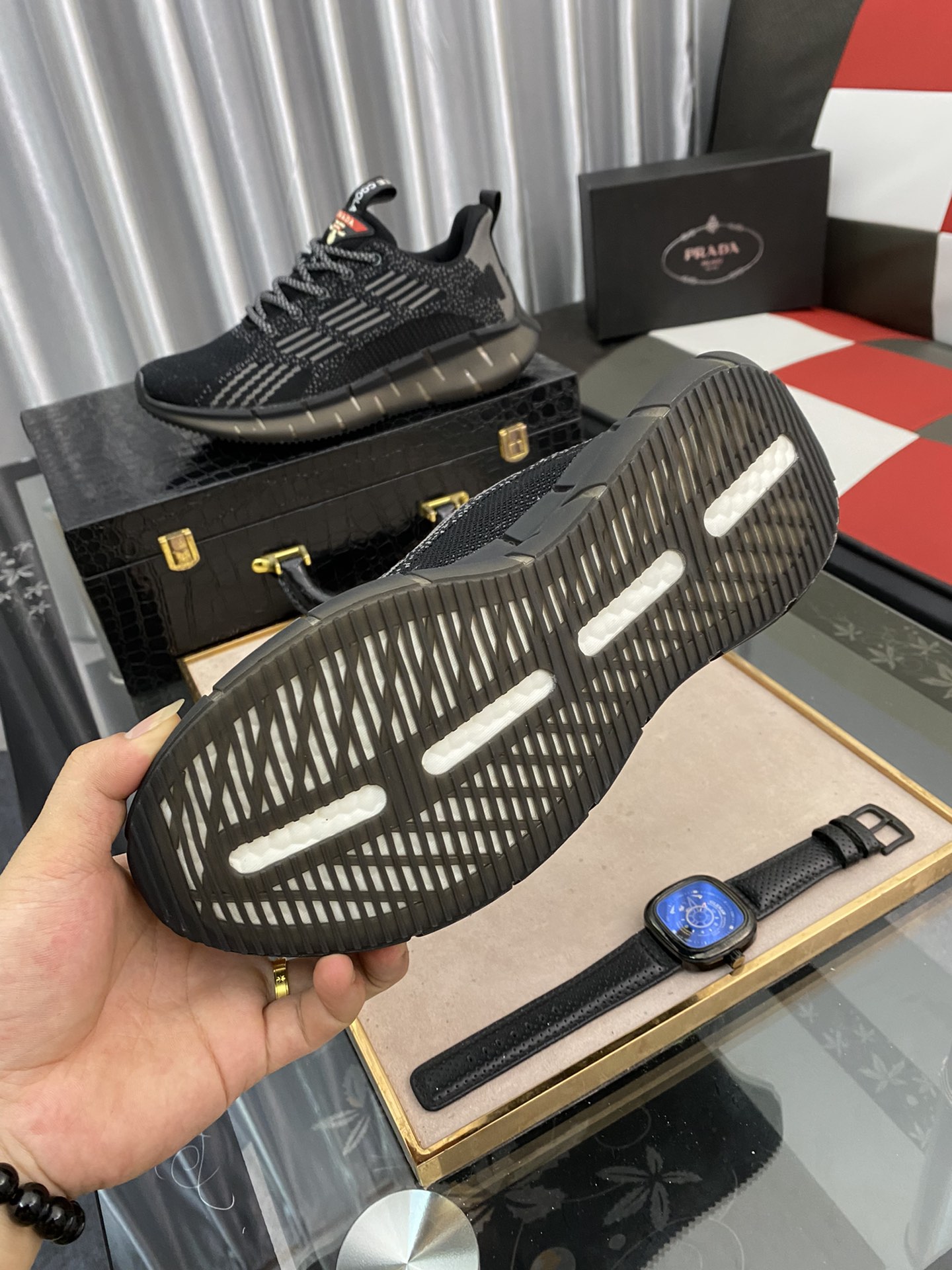 Prada Low Top sneaker 17 - vstockx