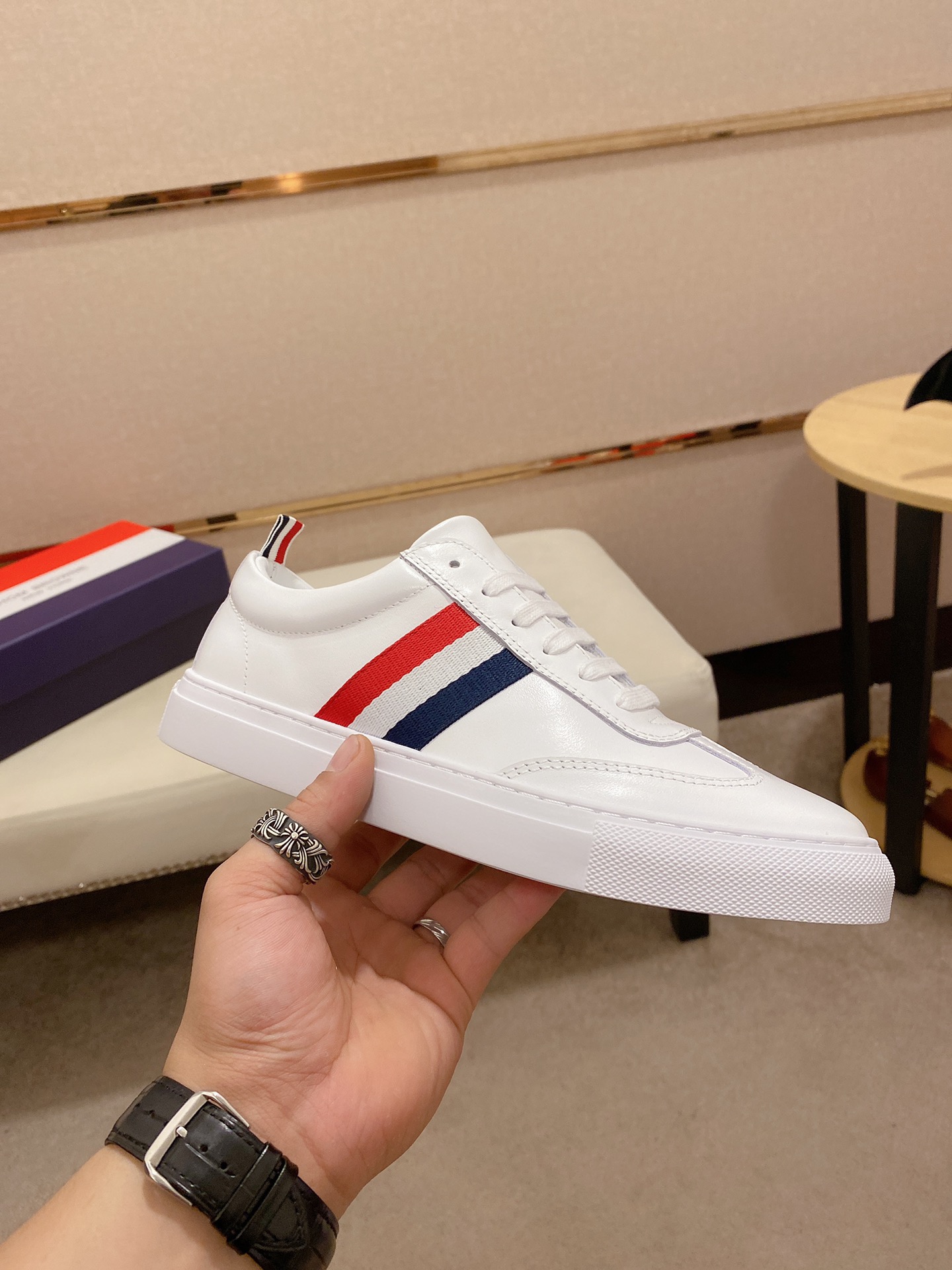 Thom Browne Low Top Sneaker 5 - vstockx