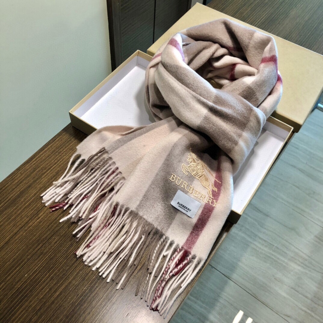 Streetwear Scarf Burberry 329079 size:70x200cm - vstockx