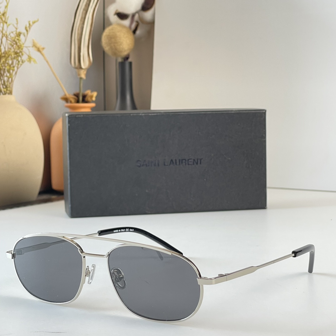 Sunglasses Saint Laurent SL561 - vstockx