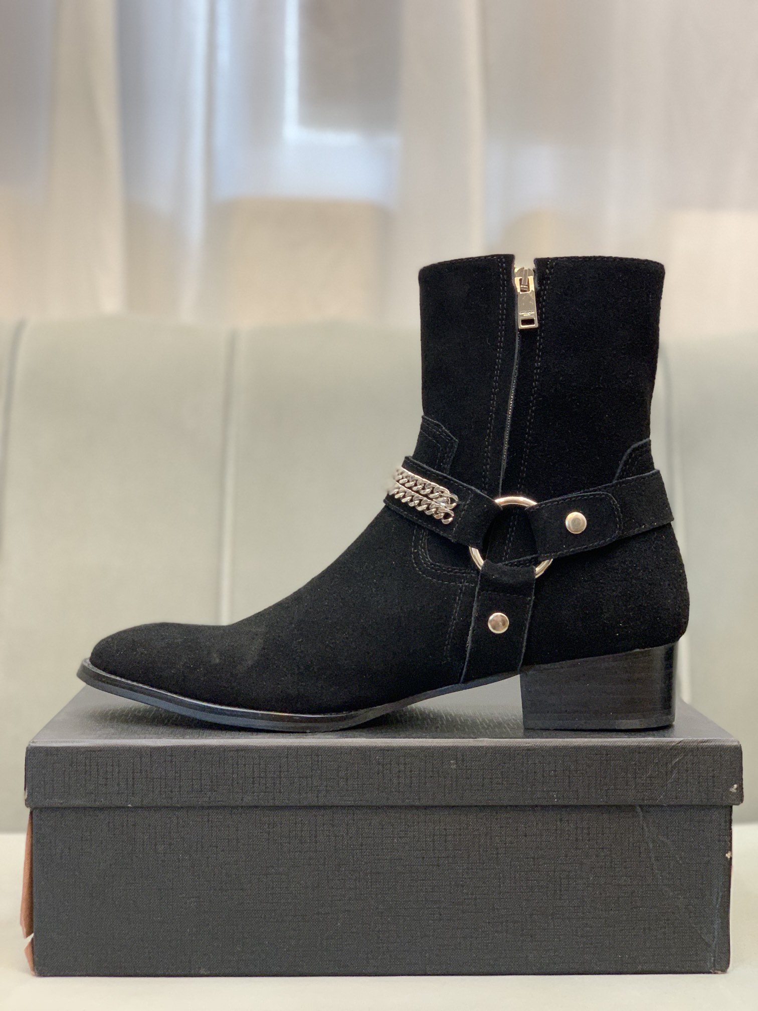 Saint Laurent Boots 3 - vstockx
