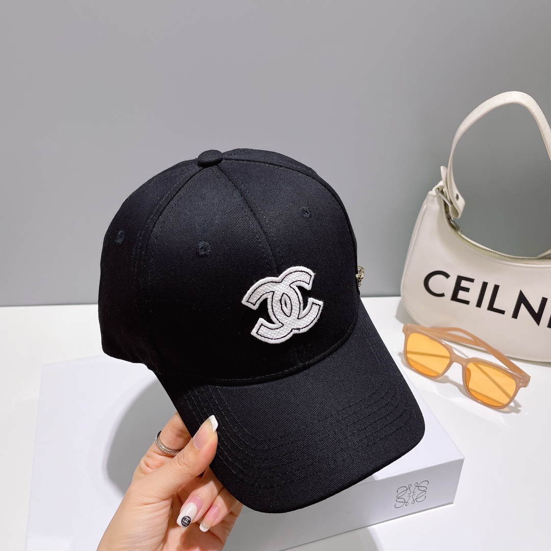 Streetwear Hat Chanel 329031 - vstockx