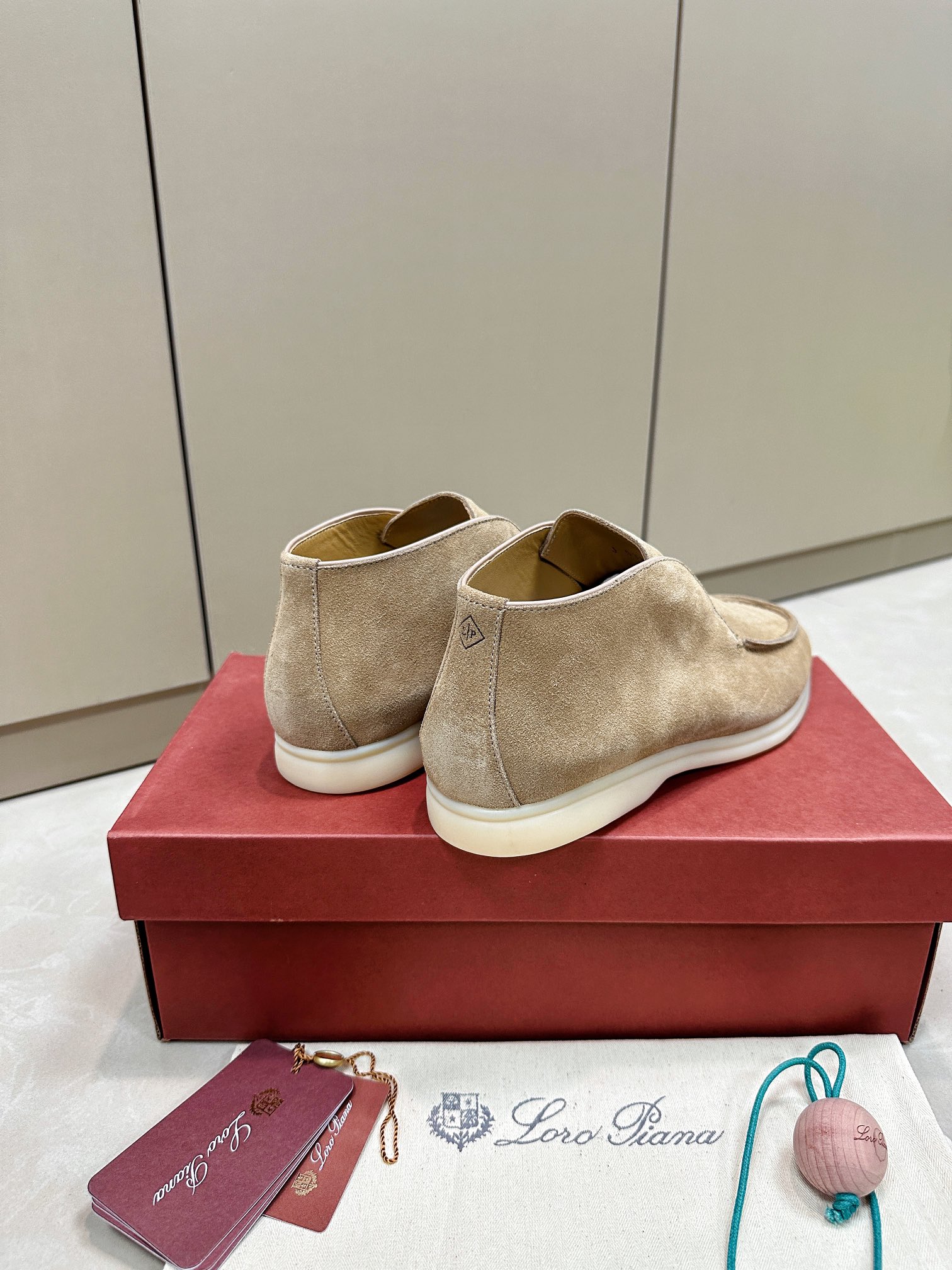 Loro Piana shoes 206 - vstockx