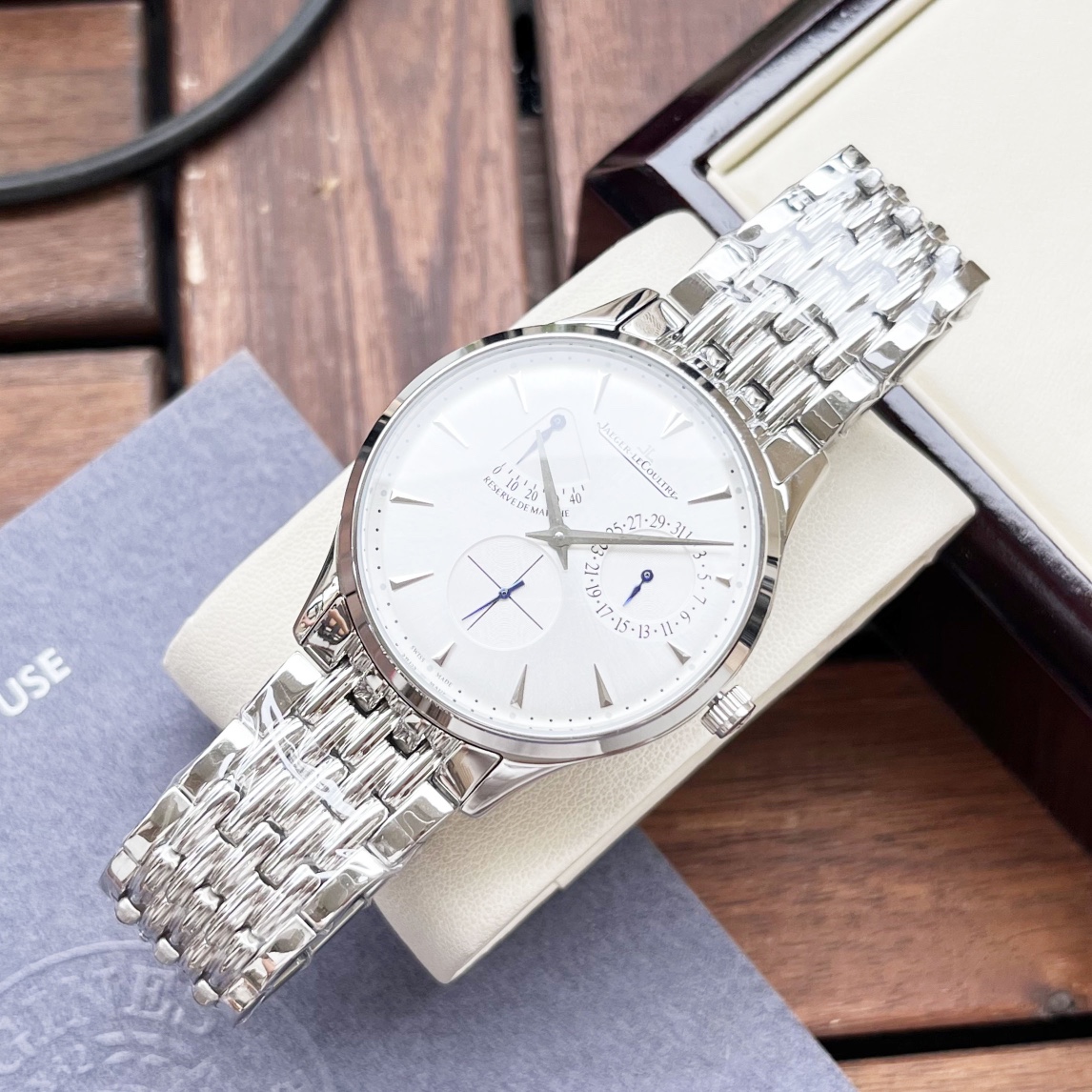 Watches Jaeger-LeCoultre 322281 size:42*12 mm - vstockx