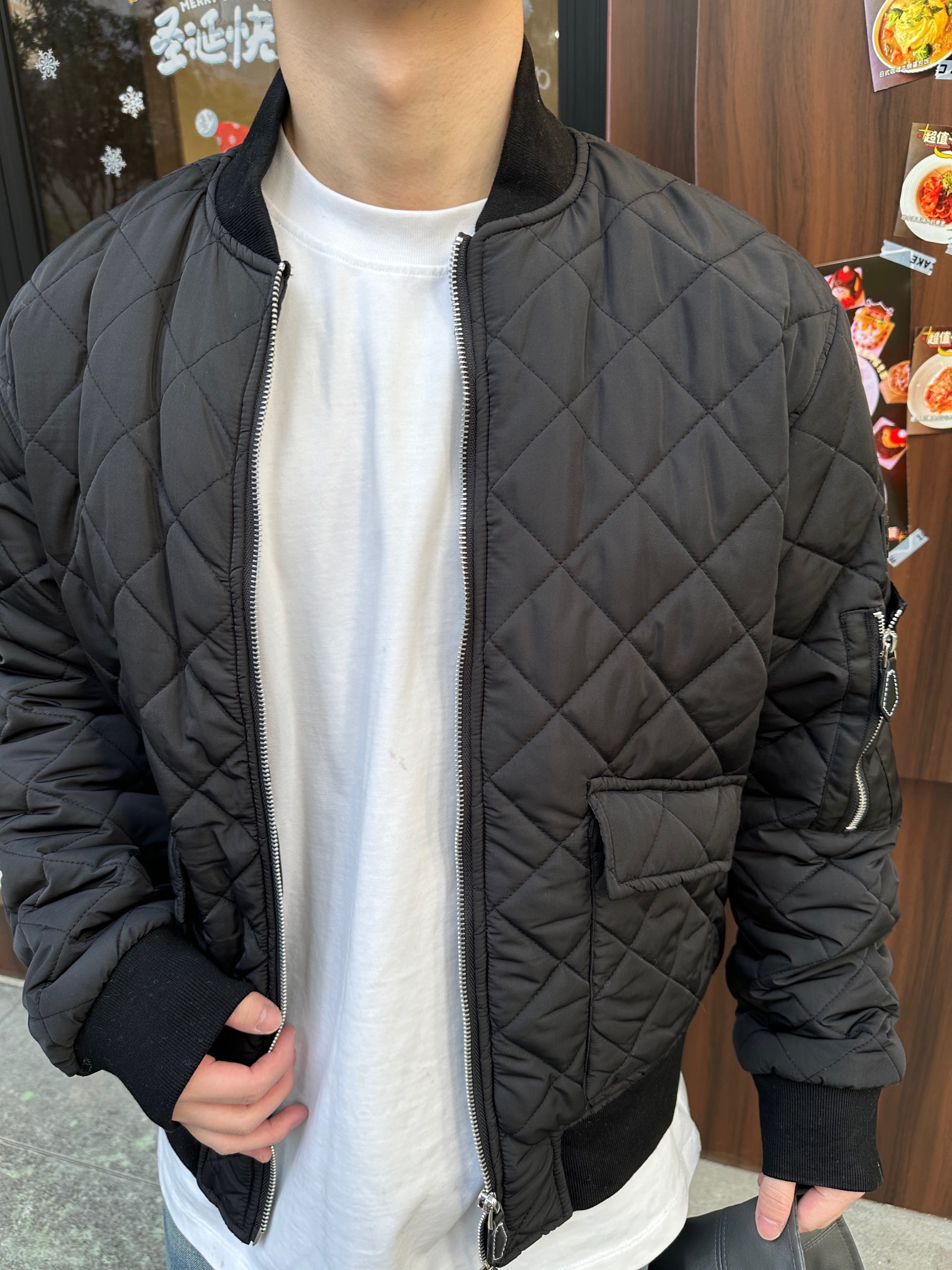 Clothes Burberry 820 - vstockx