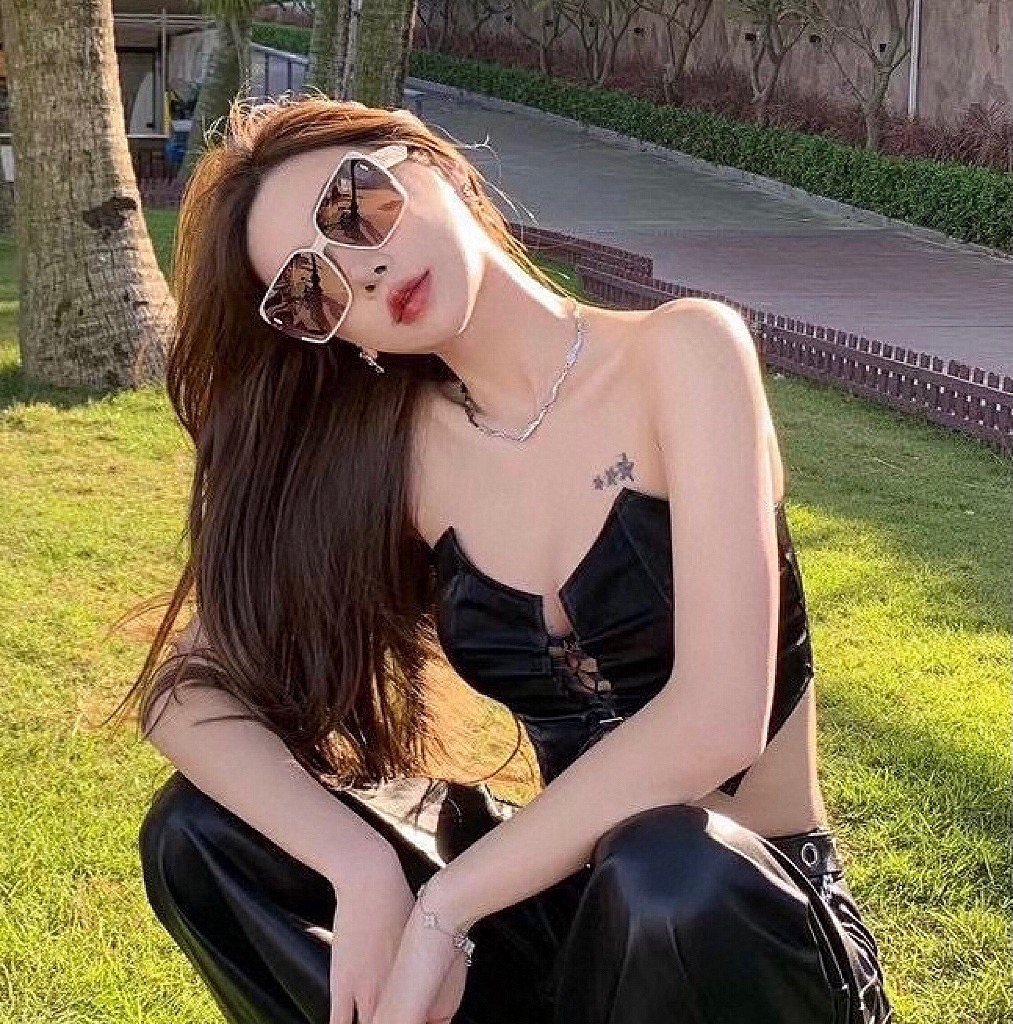 Sunglasses Gucci G7147 - vstockx