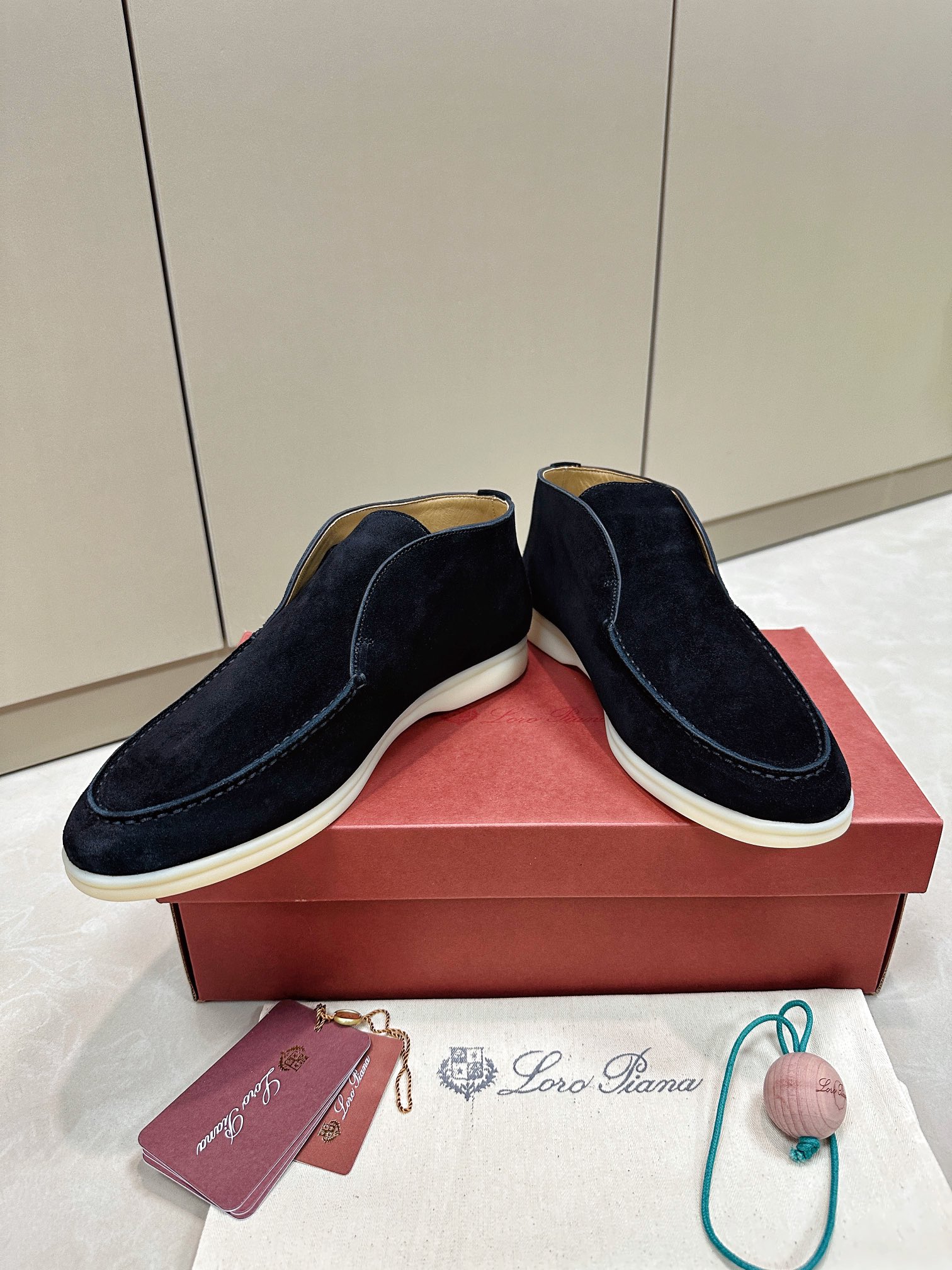Loro Piana shoes 214 - vstockx