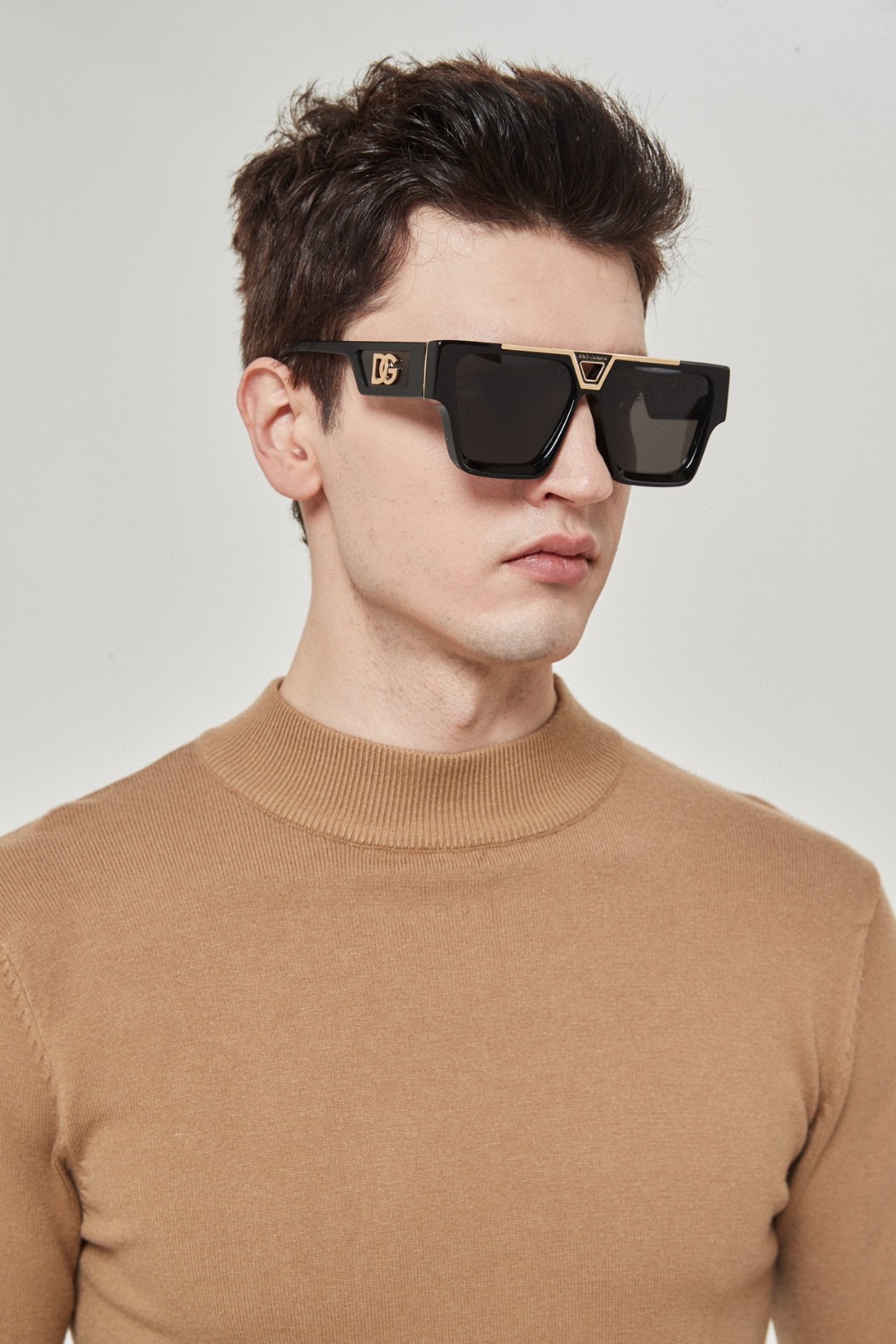 Sunglasses Dolce & Gabbana DG5011 61 13-140 - vstockx