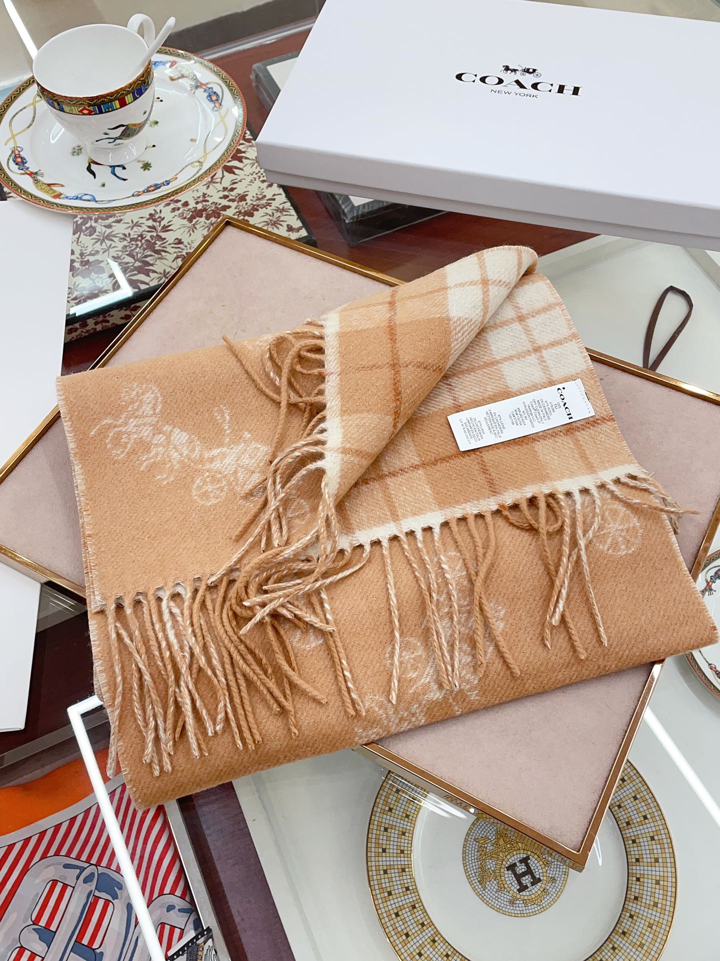 Streetwear Scarf COACH 328785 SIZE:190×30cm - vstockx