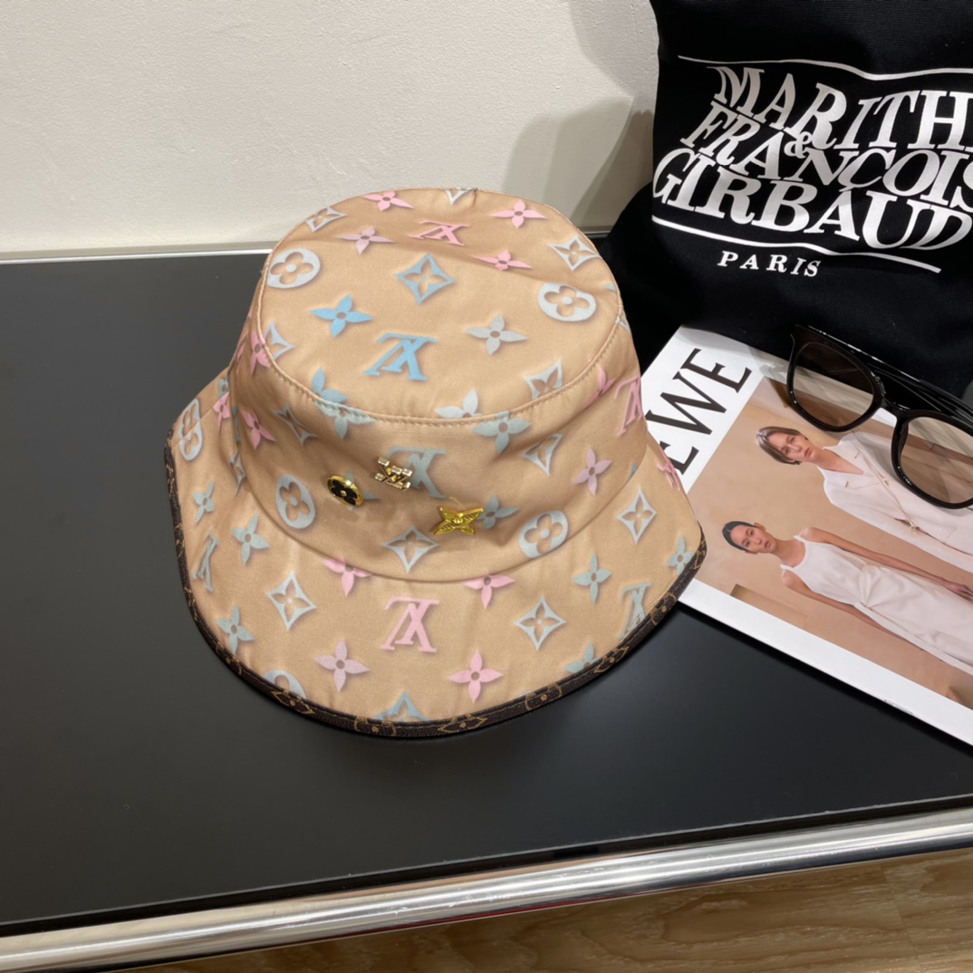Streetwear Hat LV 329050 - vstockx
