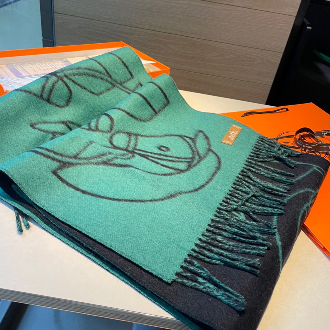 Streetwear Scarf Hermes 329020 SIZE:40*195CM - vstockx