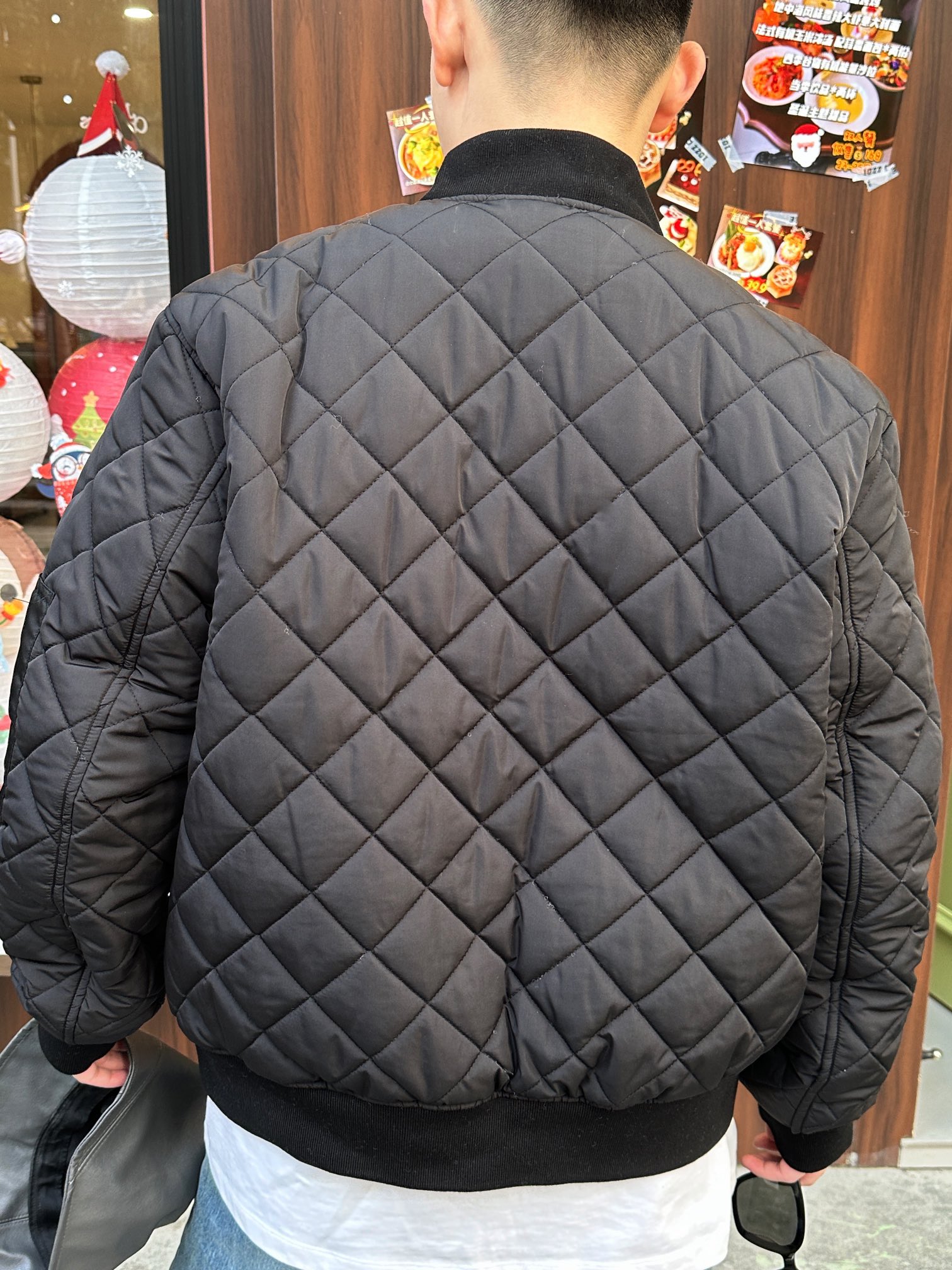 Clothes Burberry 820 - vstockx