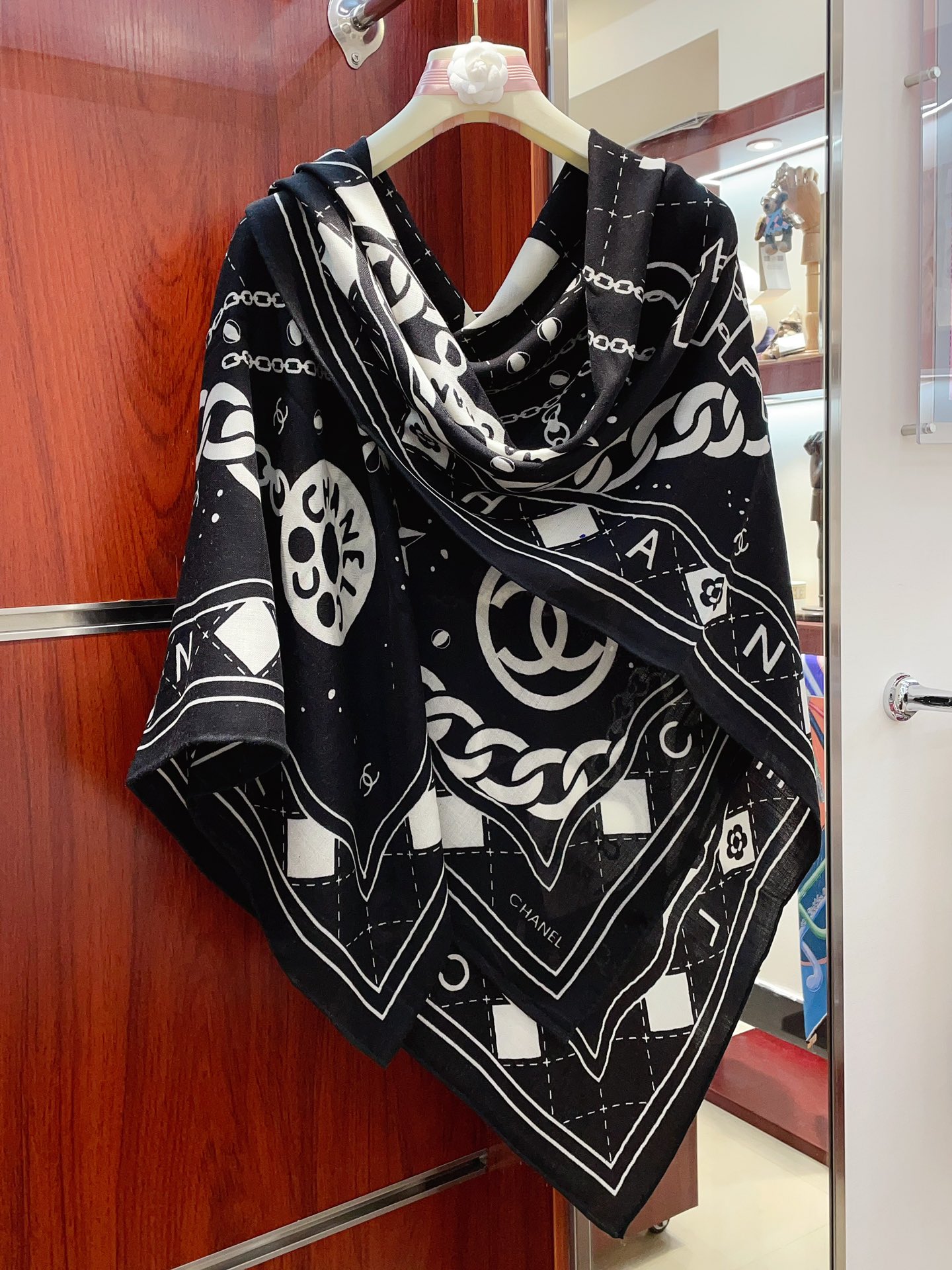 Streetwear Scarf CHANEL 328830 size:140*140cm - vstockx