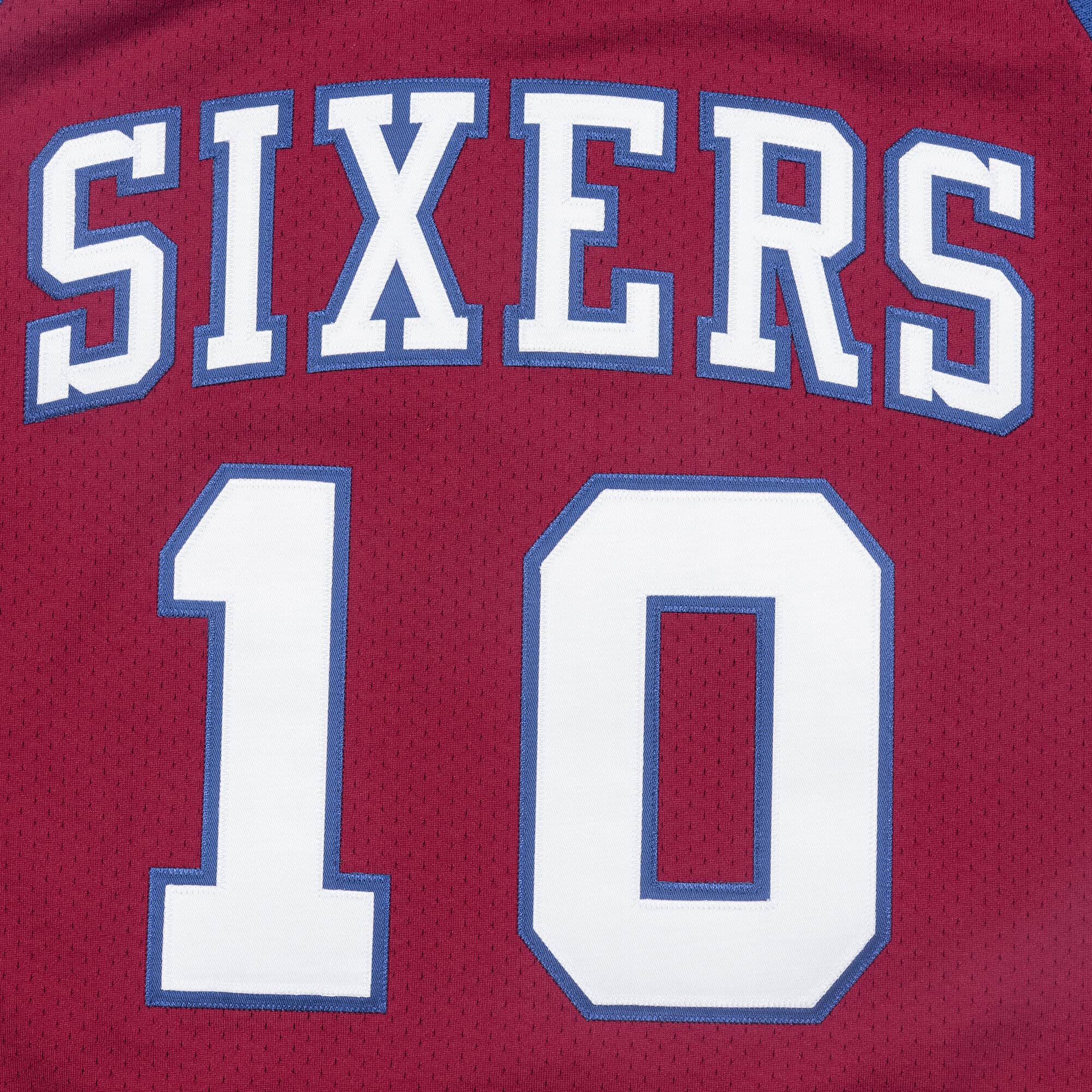 Maurice Cheeks 1982-83 Philadelphia 76ers Road Authentic Jersey - vstockx