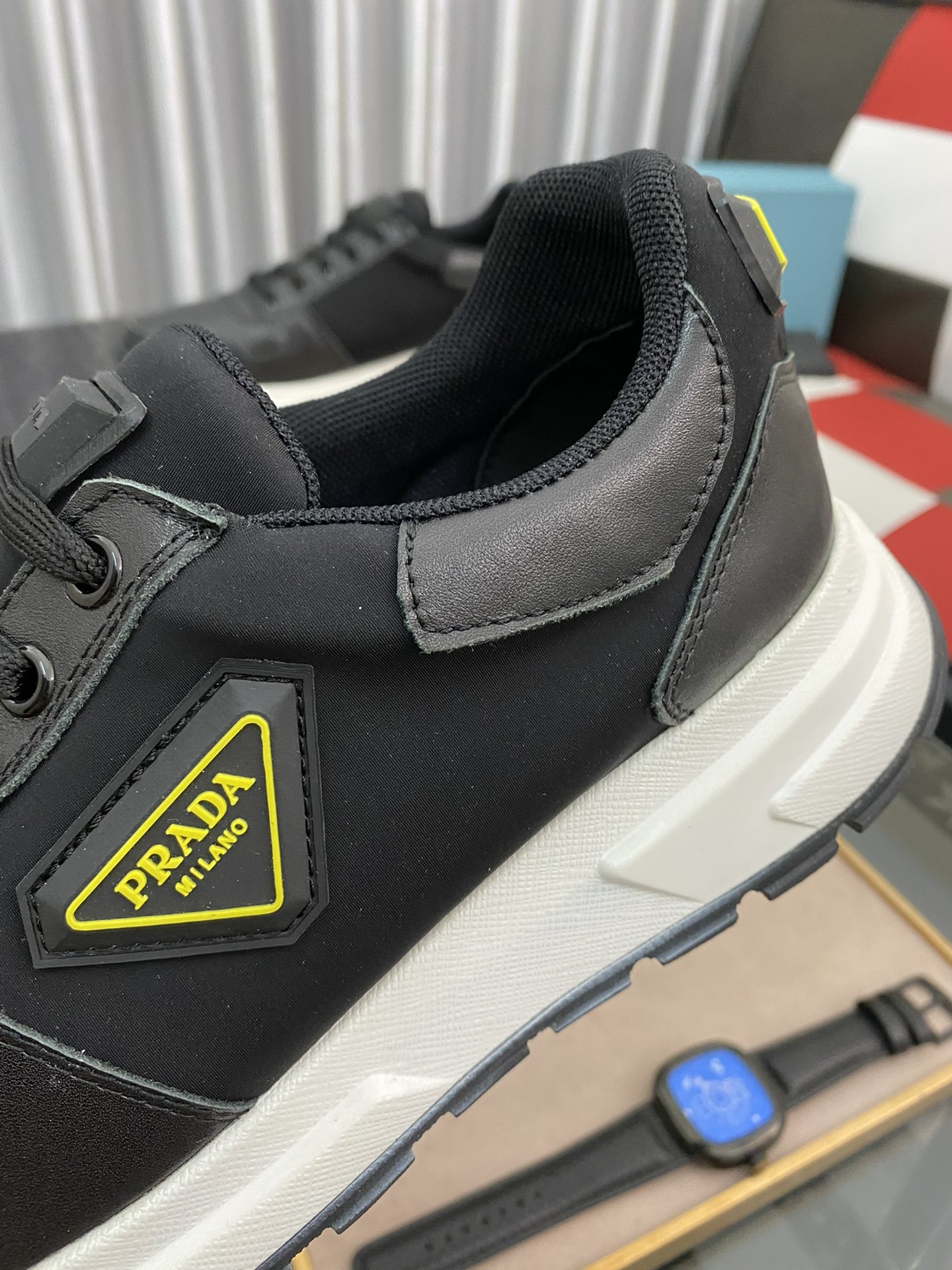 Prada Low Top sneaker 6 - vstockx