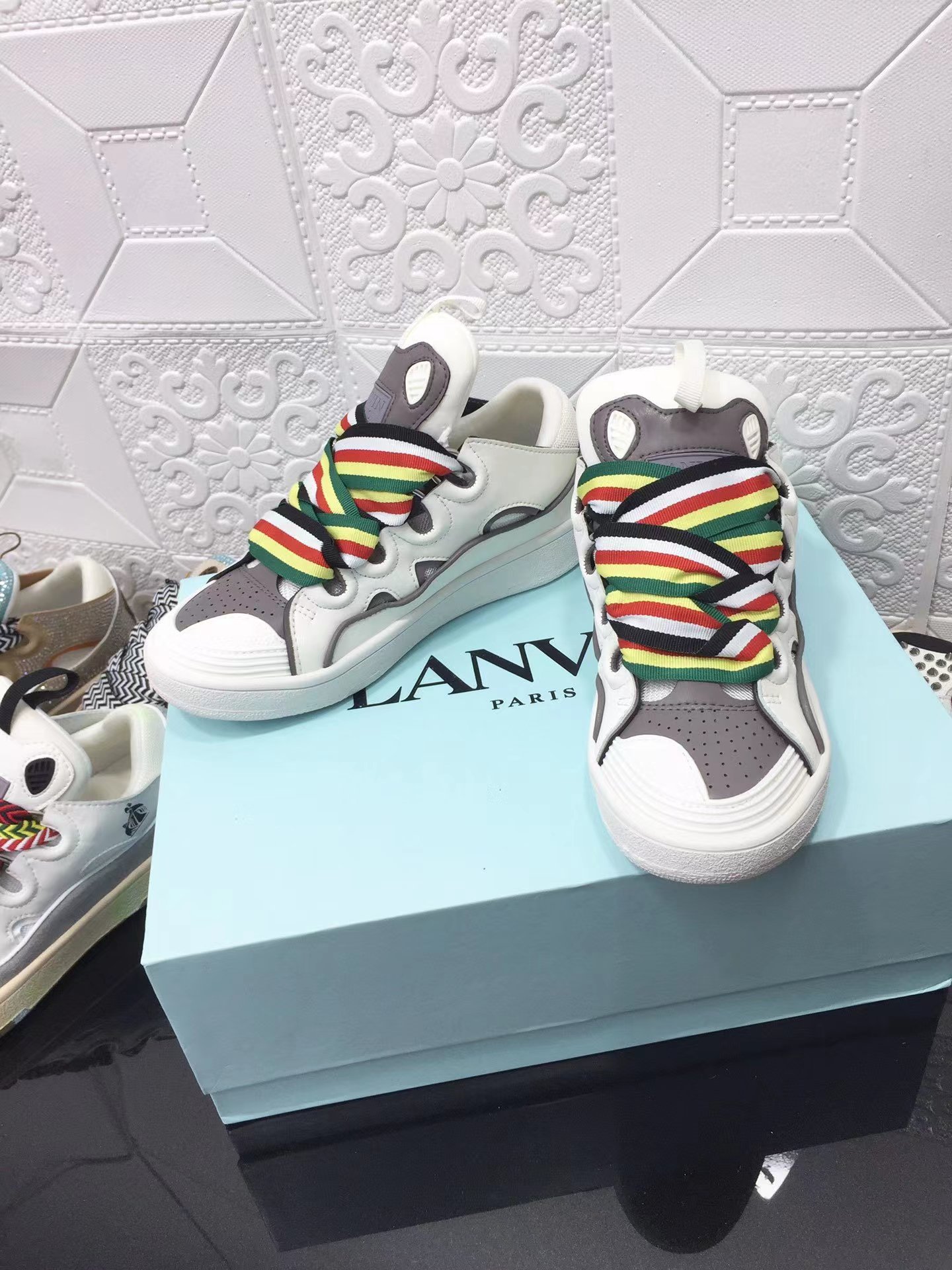 Lanvin Leather Curb - vstockx