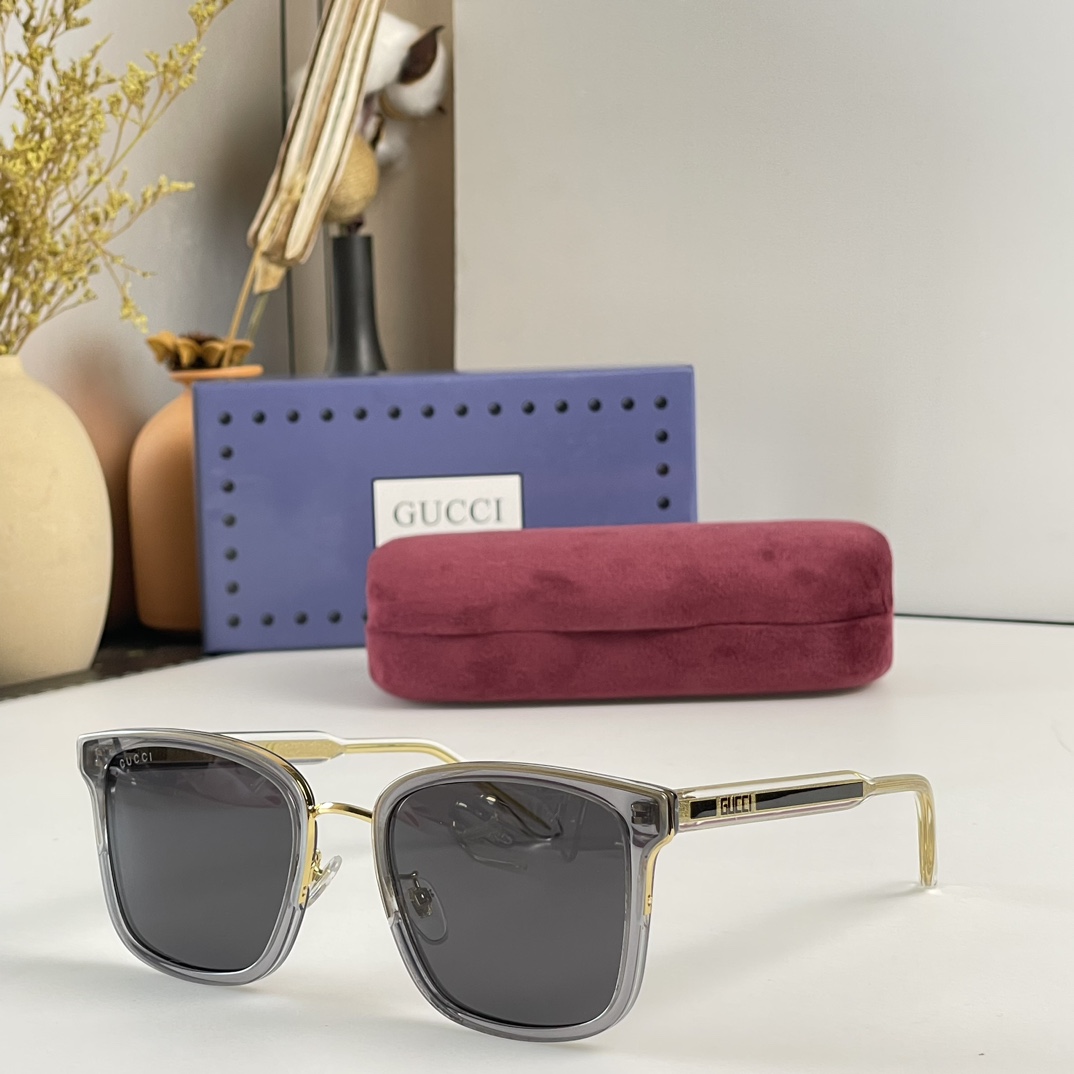 Sunglasses Gucci GG0563S size55 21-150 - vstockx