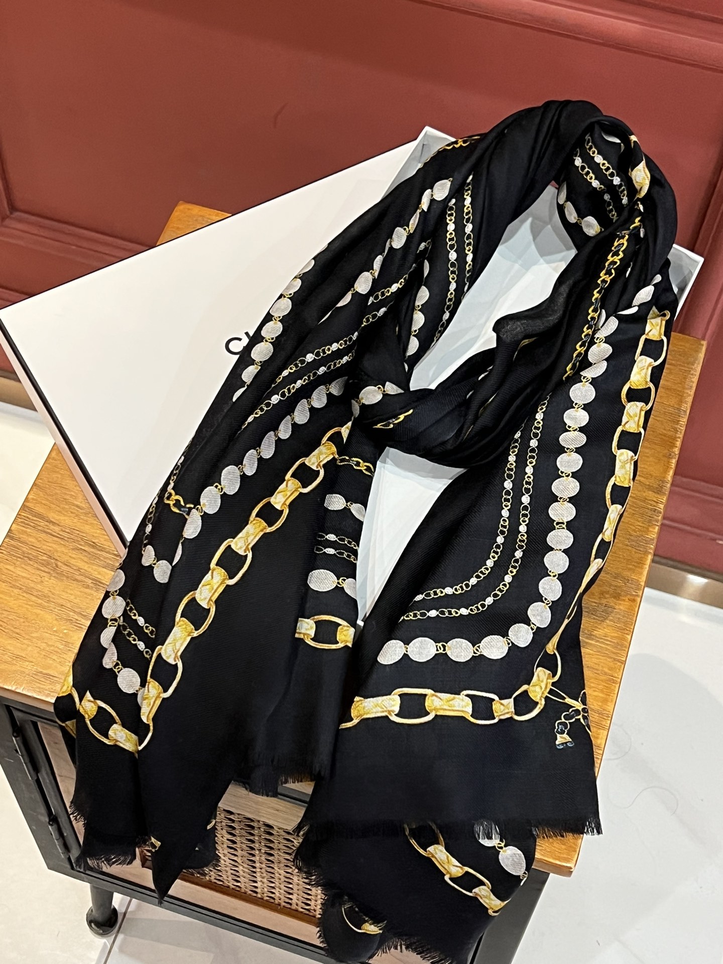 Streetwear Scarf CHANEL 328968 size:110*200cm - vstockx