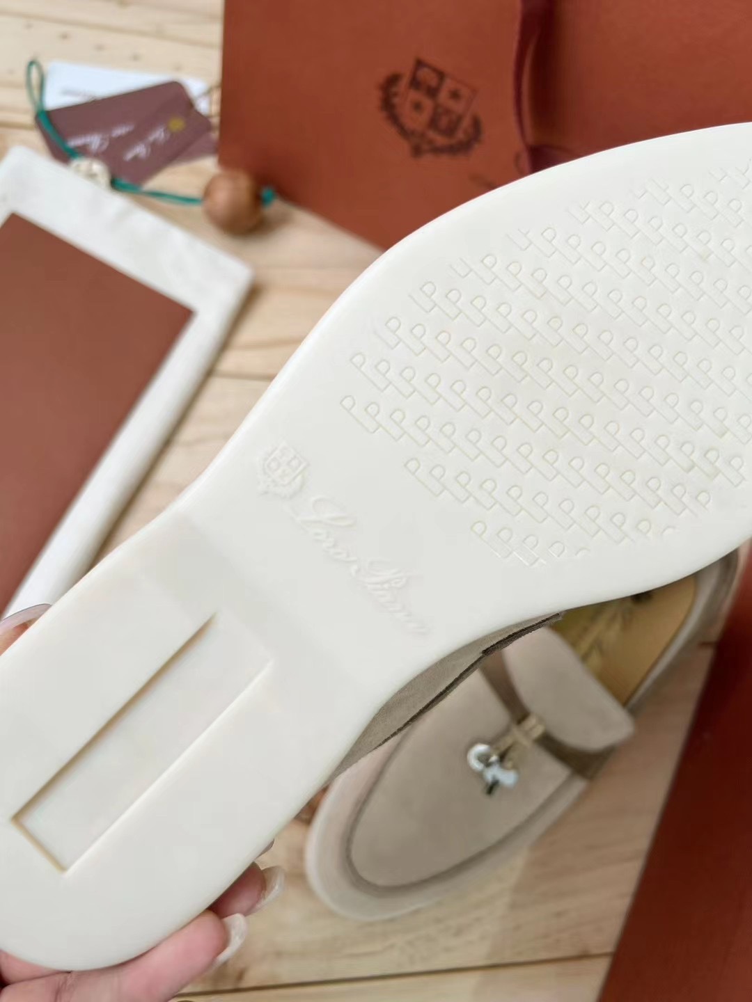 Loro Piana shoes 314 - vstockx