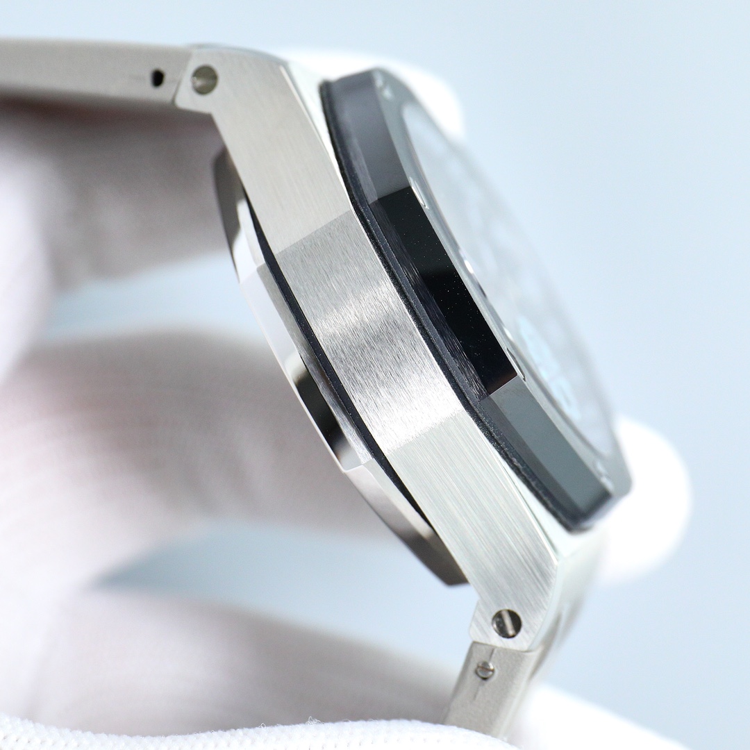 Watches AudemarsPiguet 323133 size:44*17 mm - vstockx